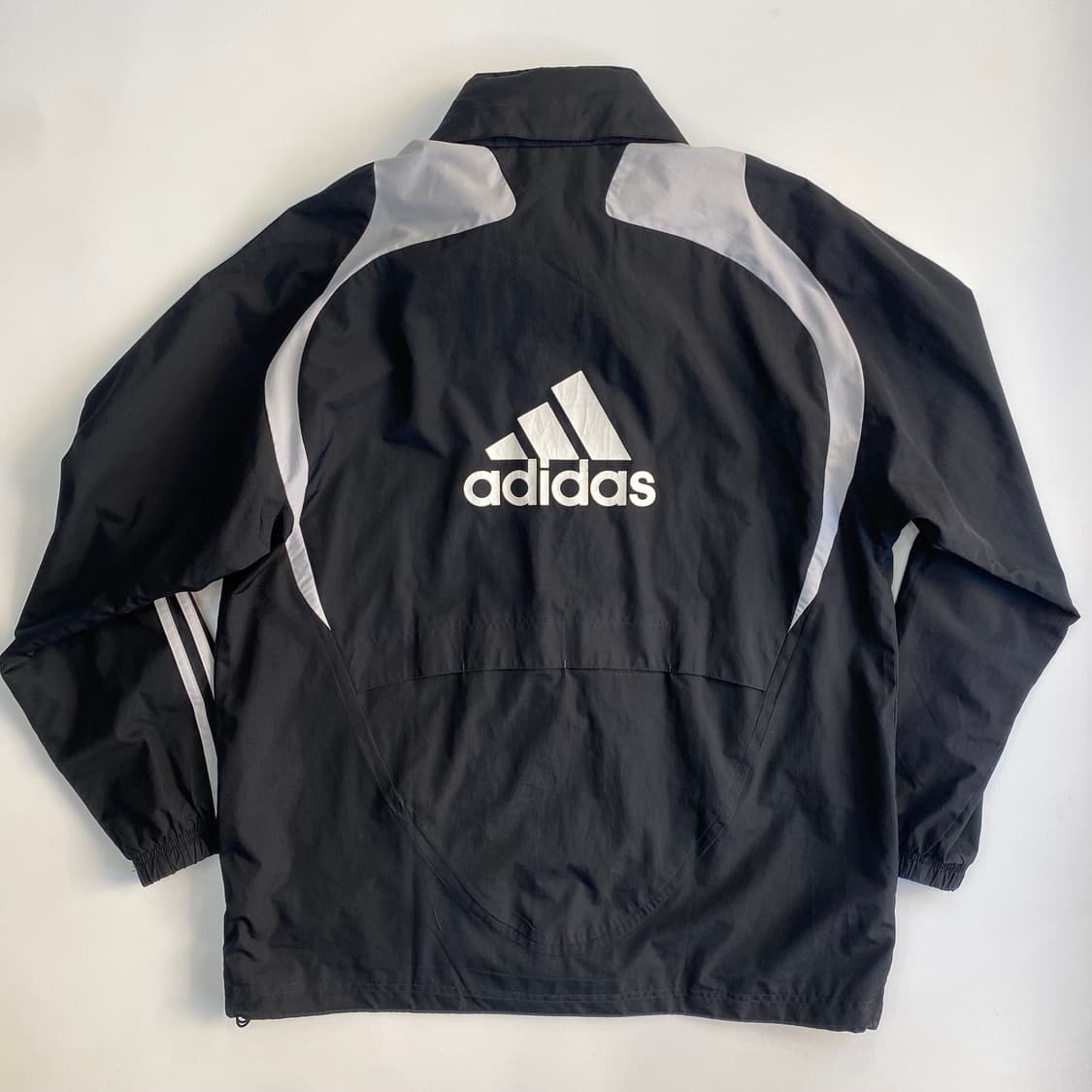 [100] 아디다스 리버풀 바람막이 상품이미지5