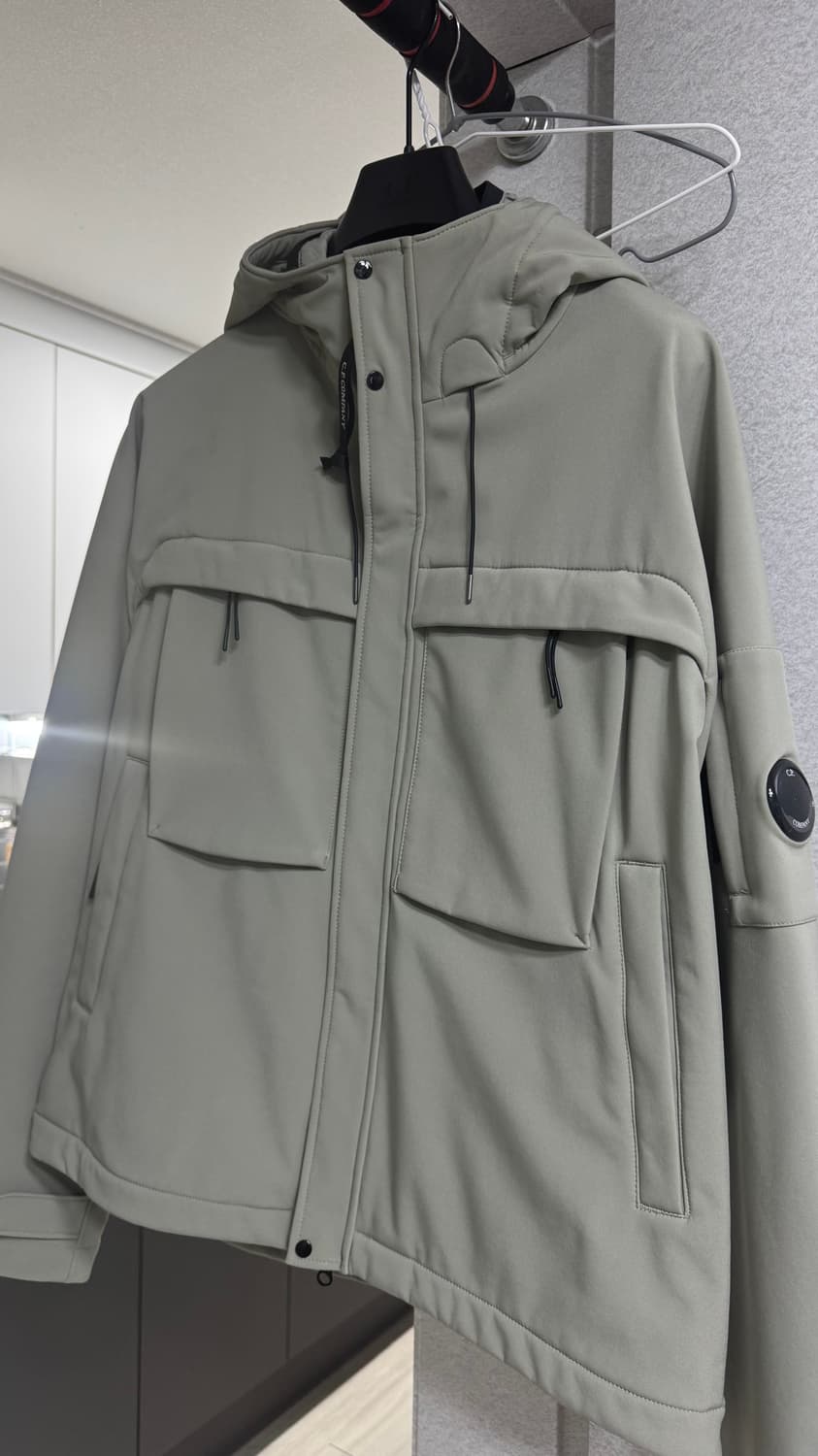 cp컴퍼니 렌즈 와펜 쉘 후드 자켓 상품이미지1