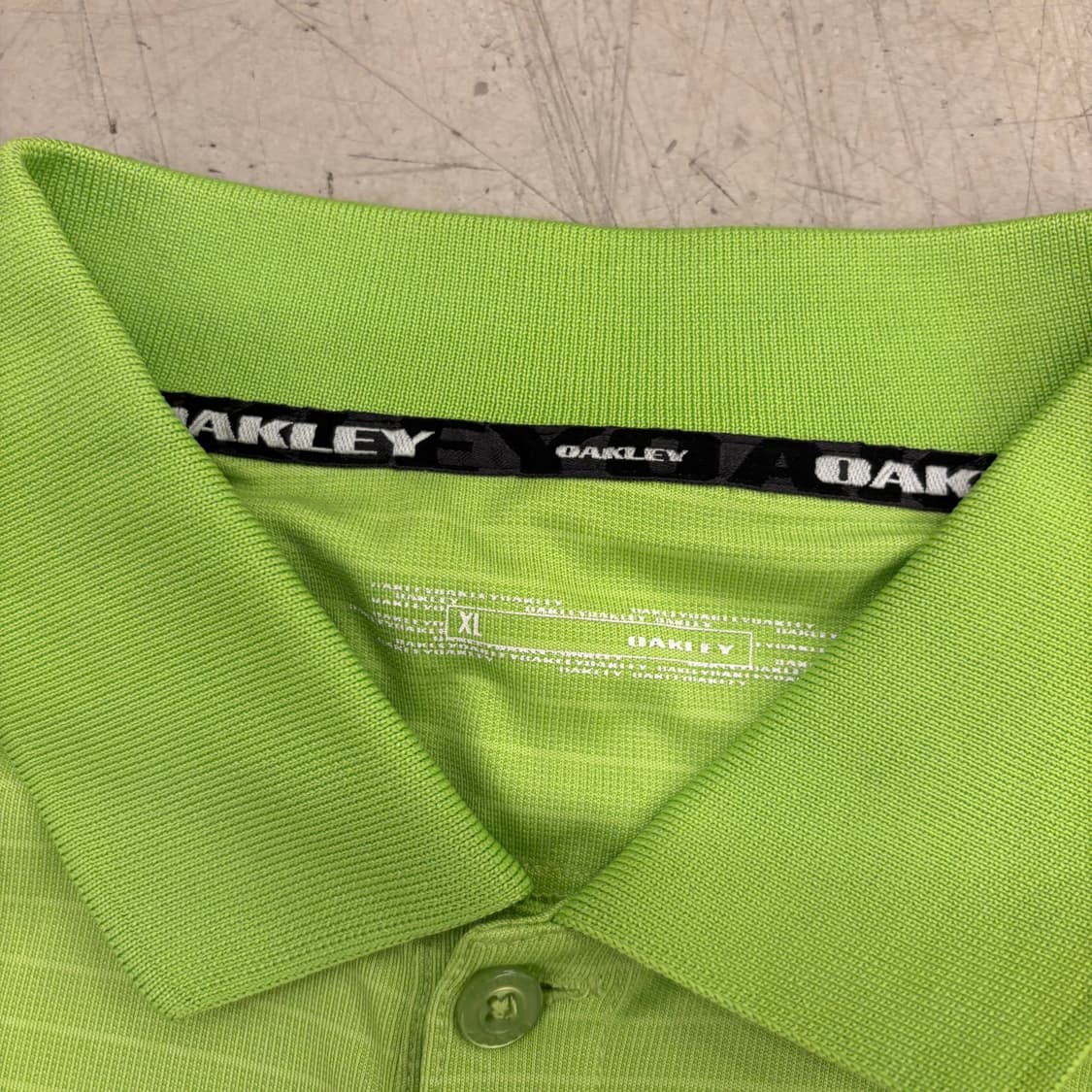 오클리 라임 스몰로고 스트라이프 카라티 상품이미지4