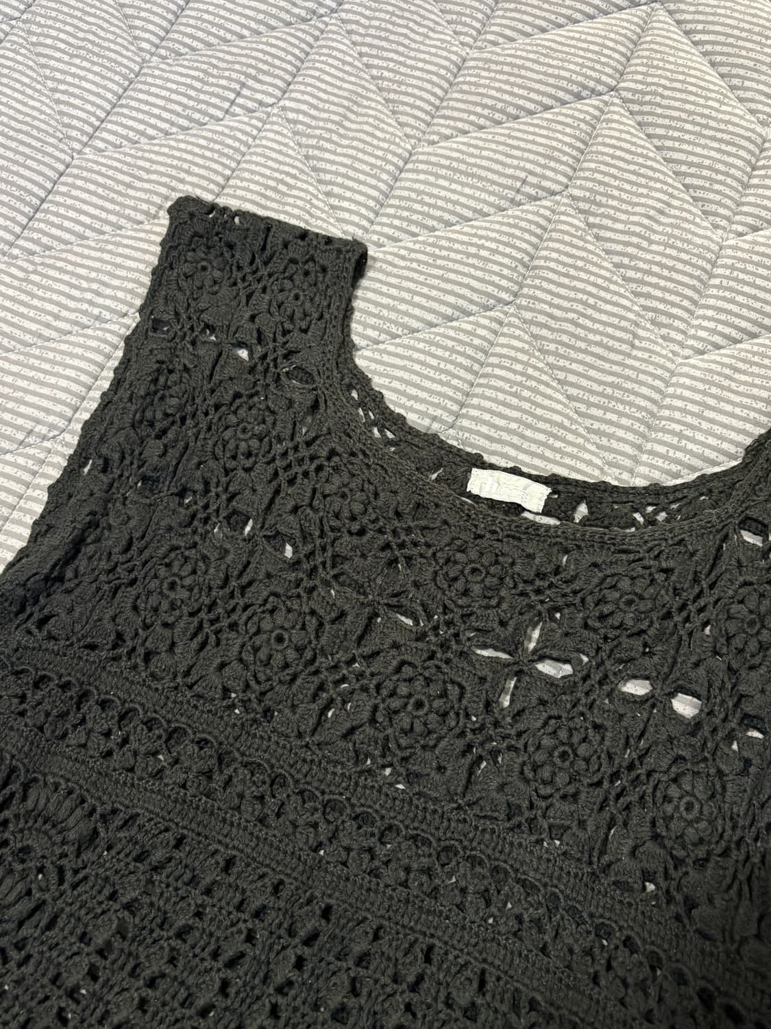 Black crochet vest 상품이미지6