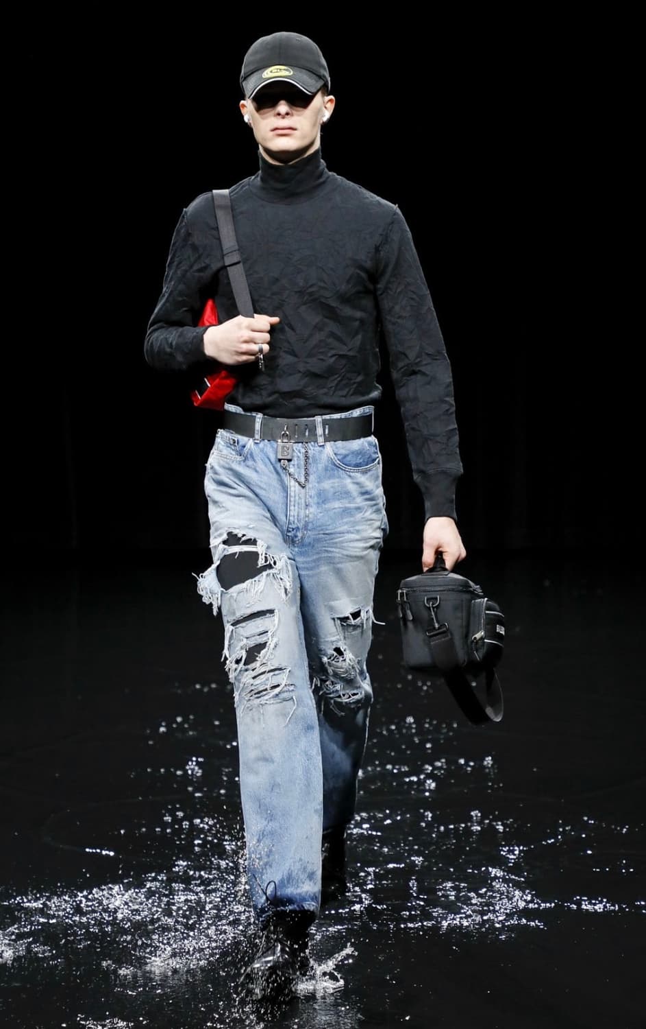 발렌시아가 히든로고 디스트로이드 데님 상품이미지1