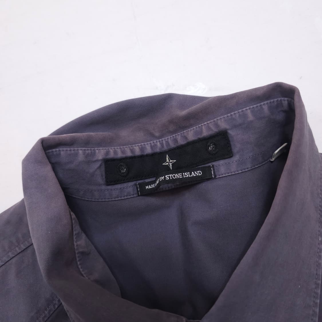 스톤아일랜드 피그먼트 멀티포켓 셔츠 상품이미지3