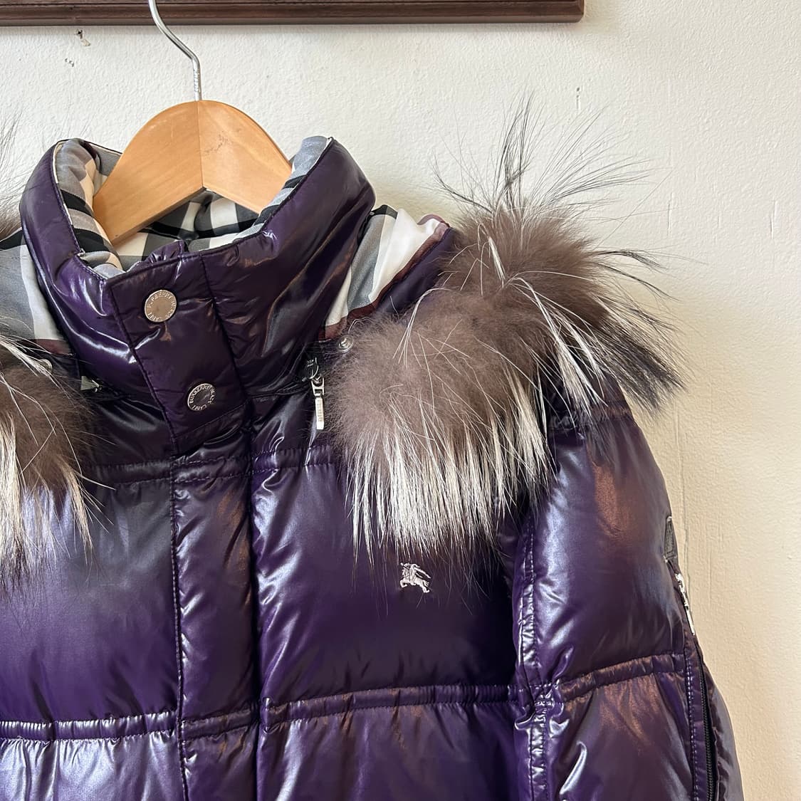 버버리 실버 폭스 다운 패딩 상품이미지5