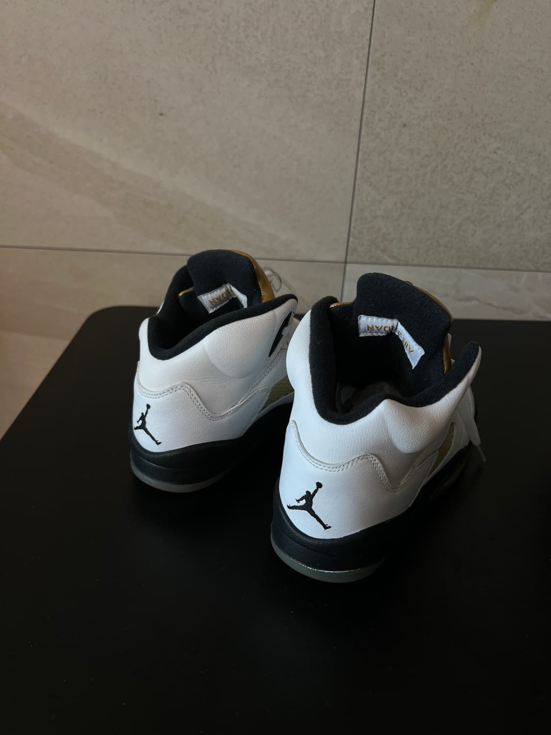 [230mm] 에어 조던 5 레트로 올림픽 골드 코인 상품이미지3