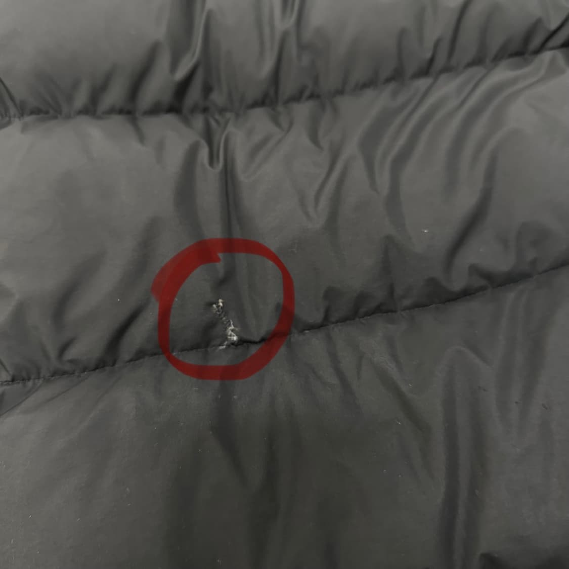 몽벨 여성 덕다운 롱패딩 블랙 90(S) 상품이미지10