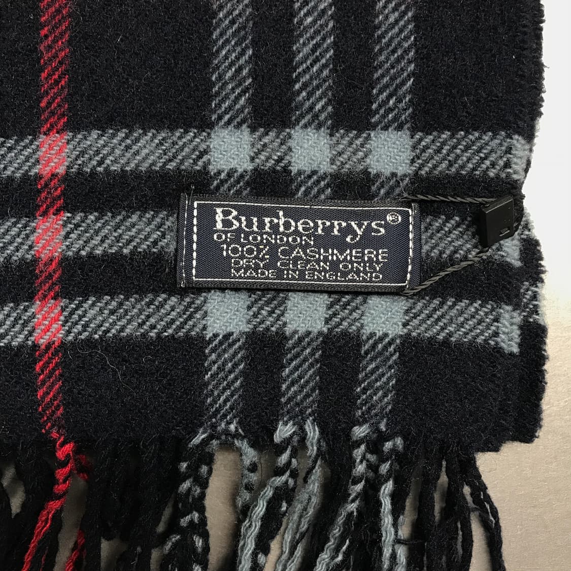 버버리 정품 캐시미어 머플러 네이비 상품이미지4
