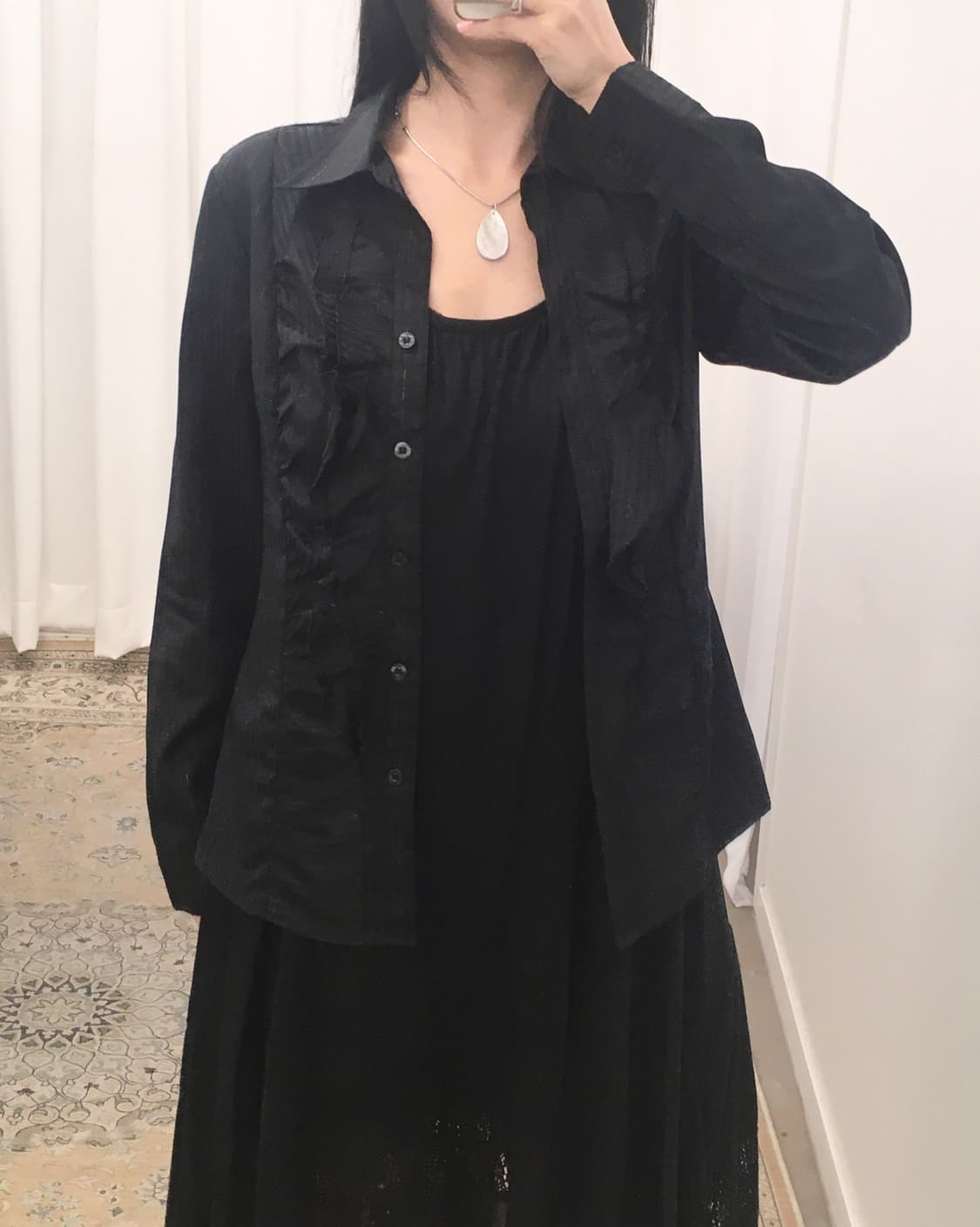 블랙 프릴 블라우스 상품이미지4