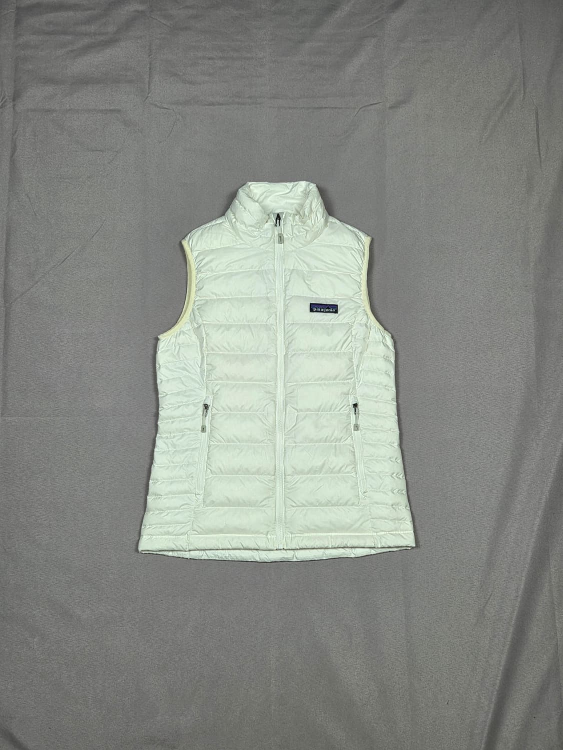 [파타고니아] 다운 스웨터 베스트 | A00160 상품이미지1