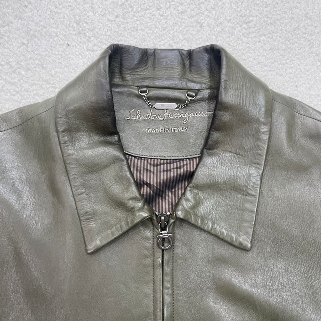 Salvatore FERRAGAMO 레더 자켓 카키 50 상품이미지3