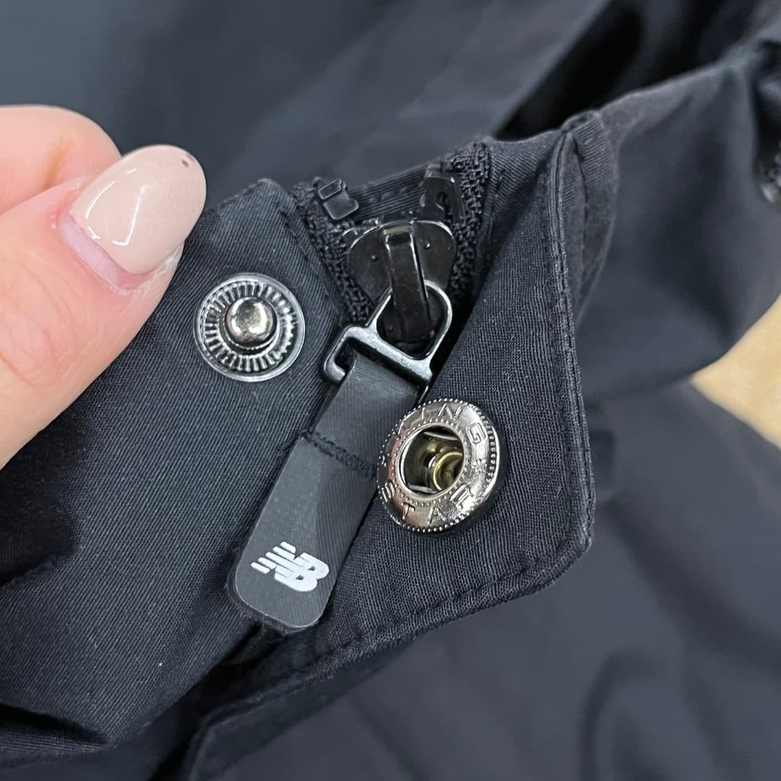 [정품/M] 뉴발란스 바람막이 자켓 b14 상품이미지5