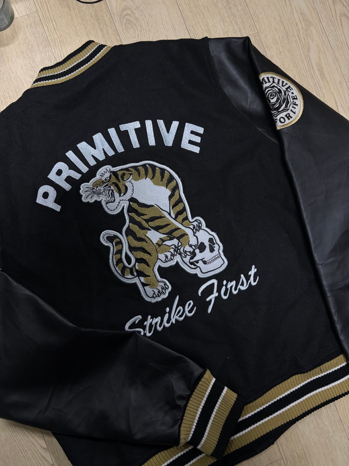 90s 빈티지 스컬&타이거 패치 리얼레더 바시티 상품이미지5