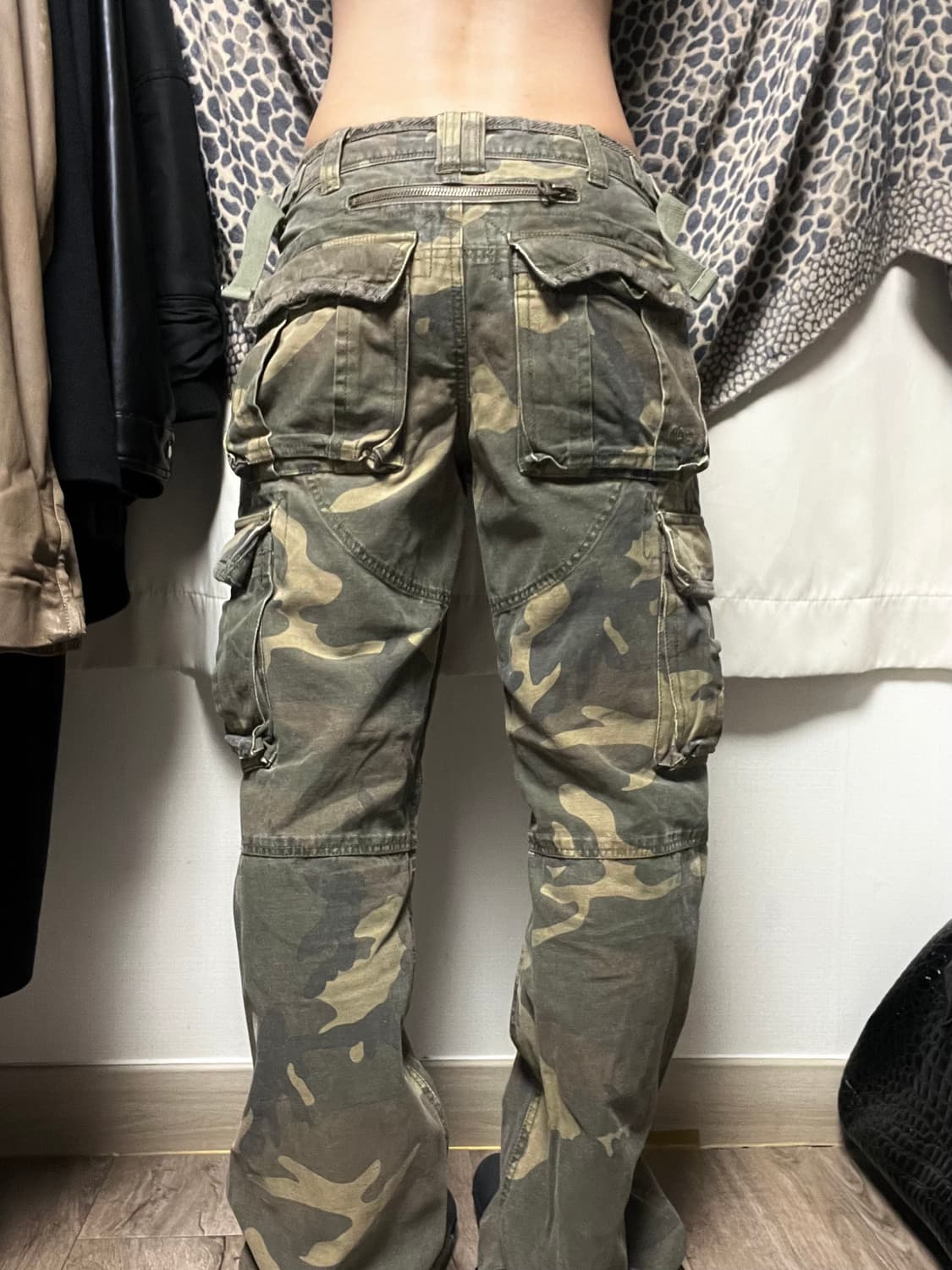 빅포켓 디테일 카모 카고팬츠 상품이미지3