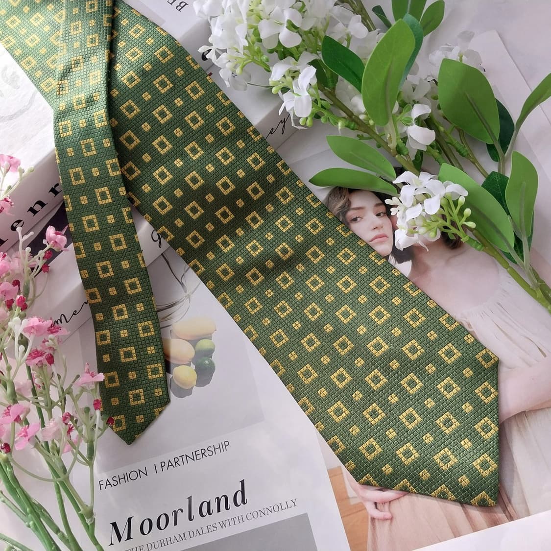 베네통 실크 그린 기하학 자카드 넥타이 9.1cm B등급 K1657
 상품이미지4