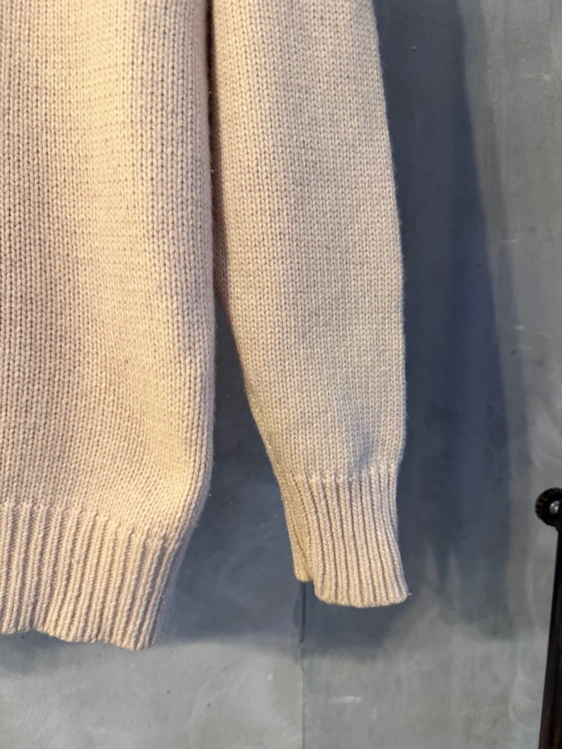 MU 그래픽 램스울 니트 100 상품이미지6