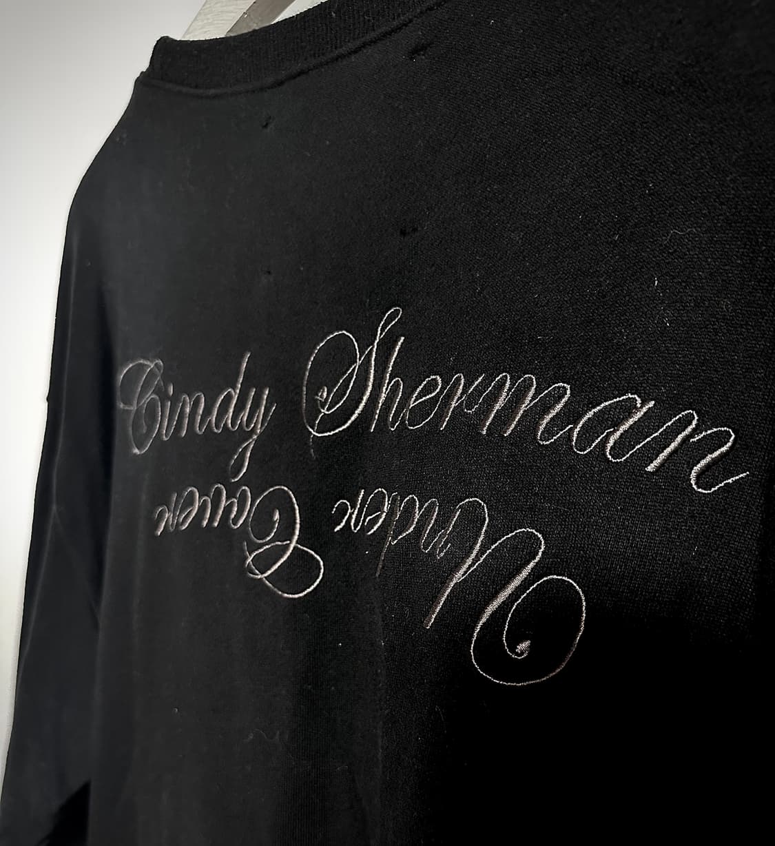 Undercover × Cindy Sherman 20s 시그니처 스웻 상품이미지10