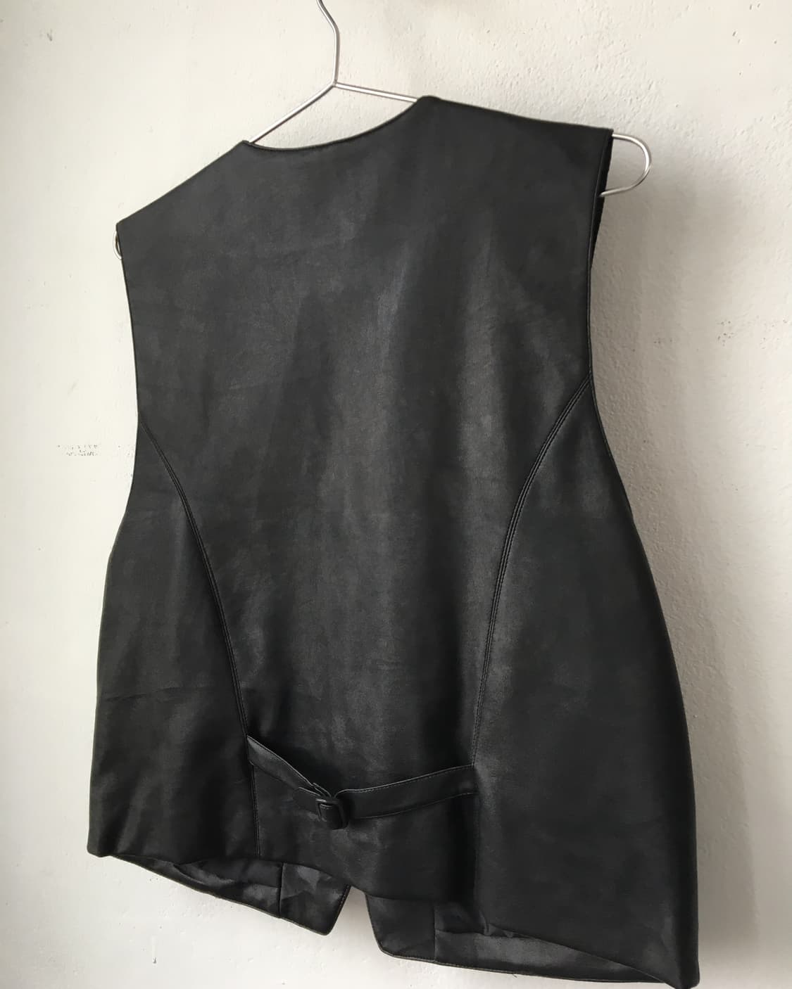 Leather vest 상품이미지4