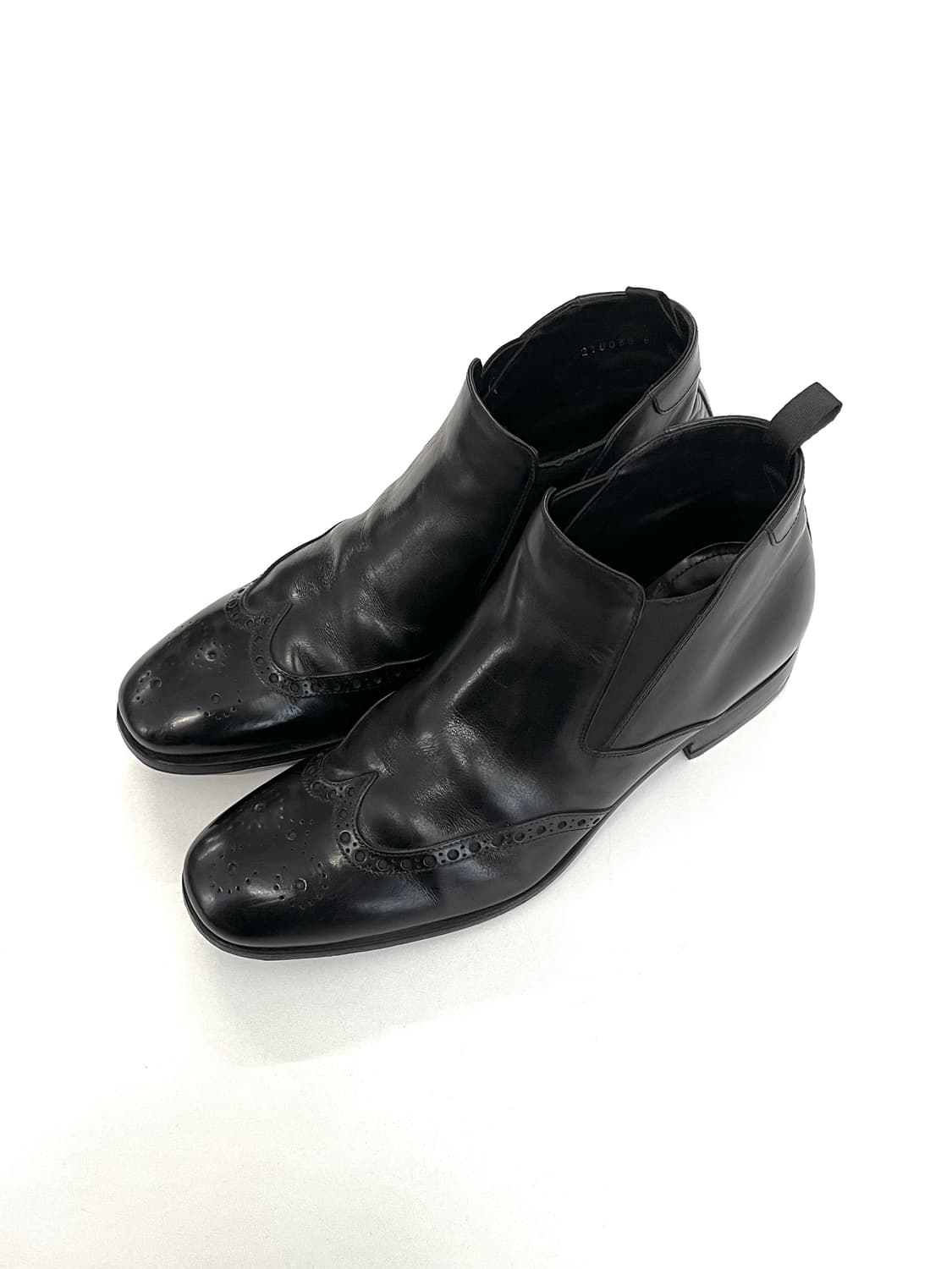 프라다 레더 윙팁 드레스 부츠 상품이미지8