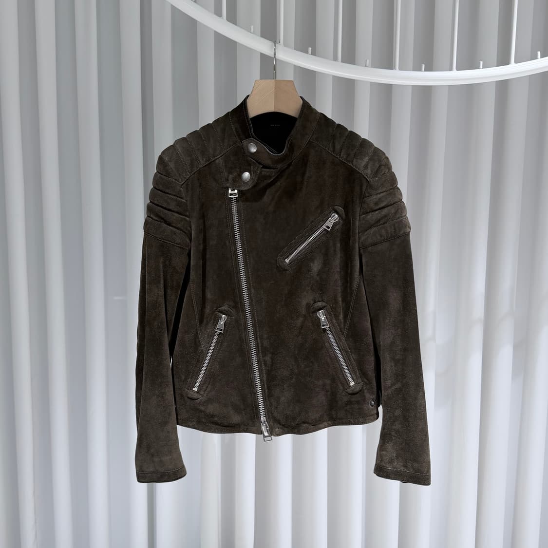 (A+/48) / 톰포드 아이콘 스웨이드 라이더 봄버 블루종 자켓 브라운 상품이미지1