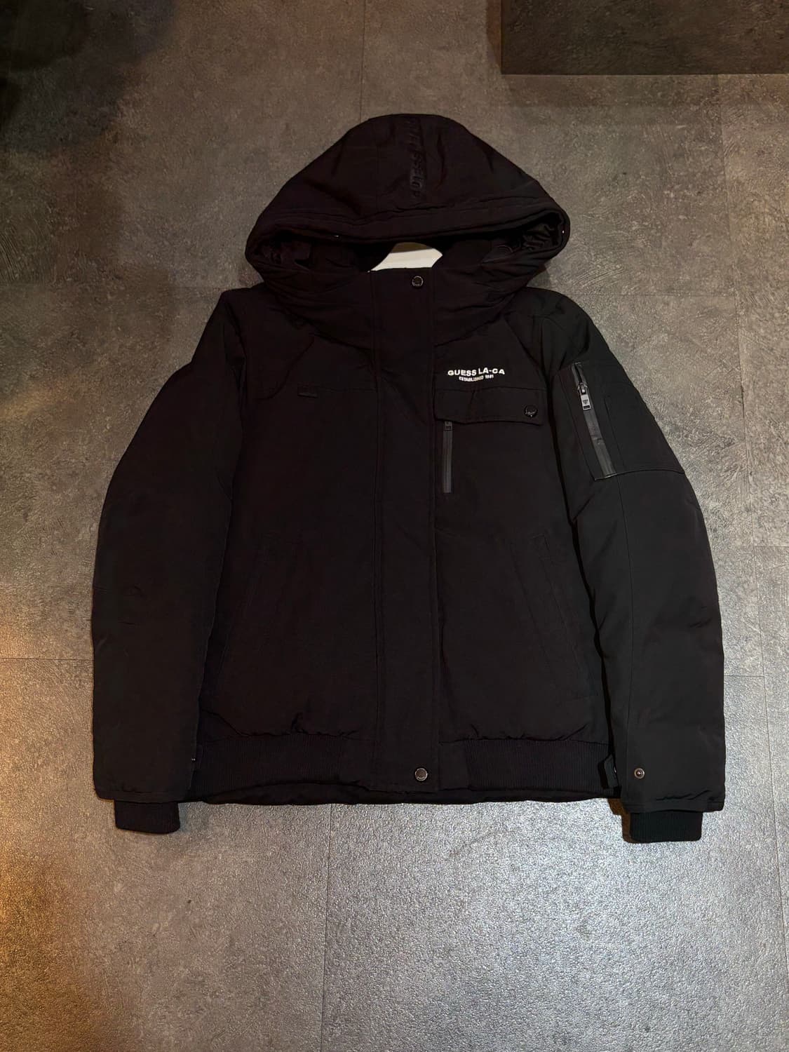 GUESS 게스 여성 숏패딩 XS 상품이미지2