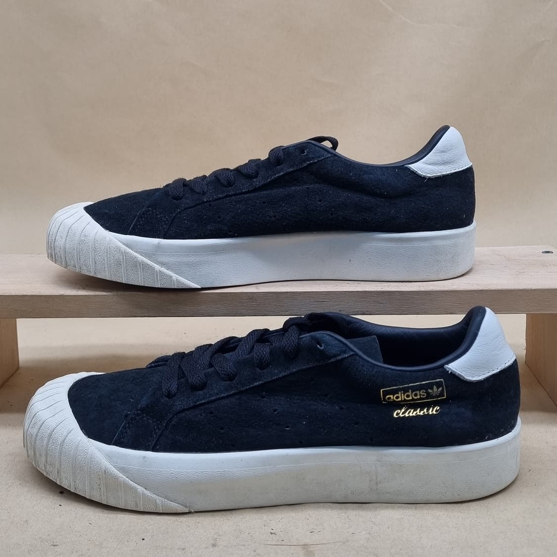 아디다스 에버린 블랙 스니커즈245 상품이미지1