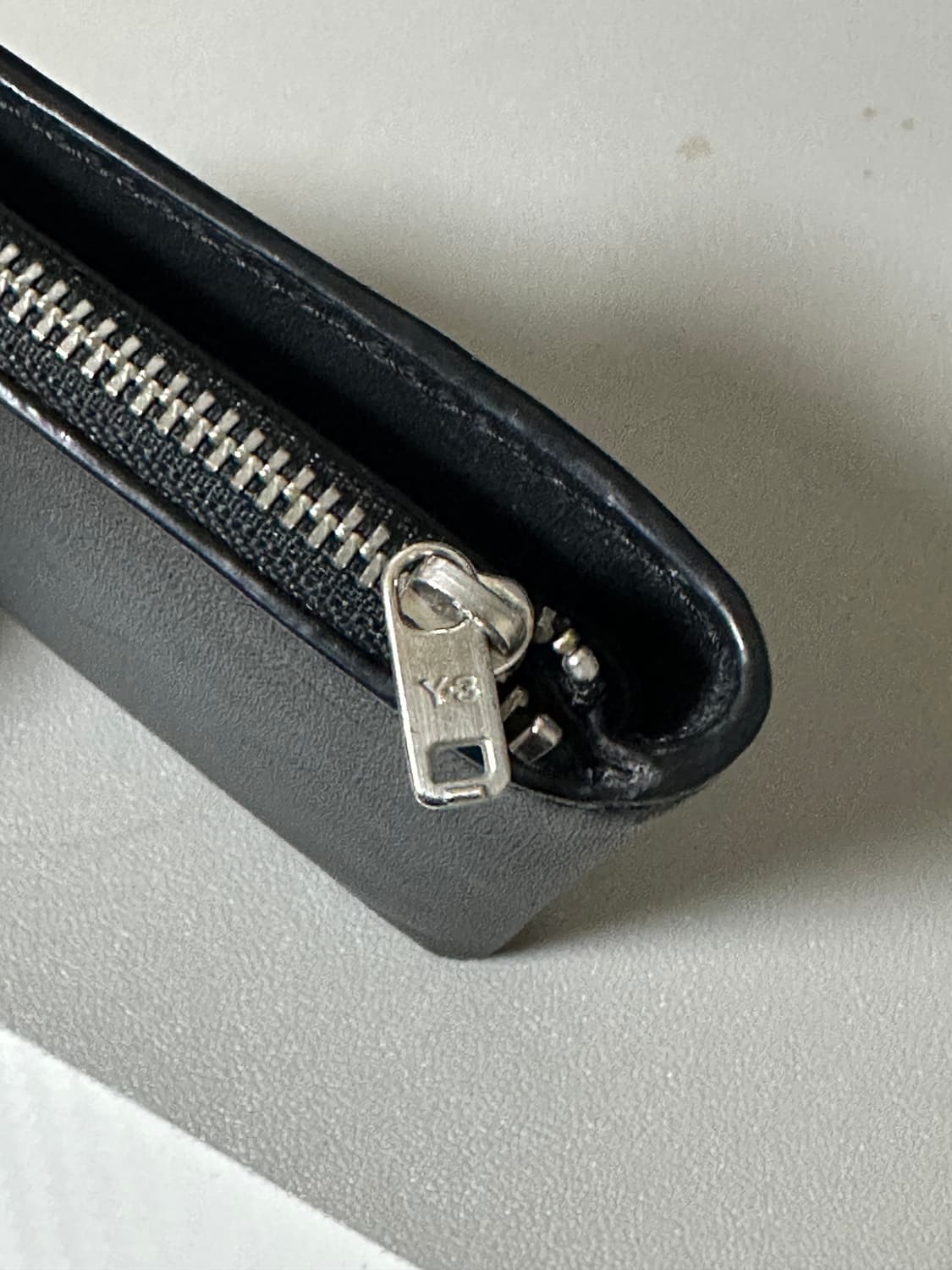 y-3 와이쓰리 와삼 요지야마모토 아디다스 지갑 상품이미지5