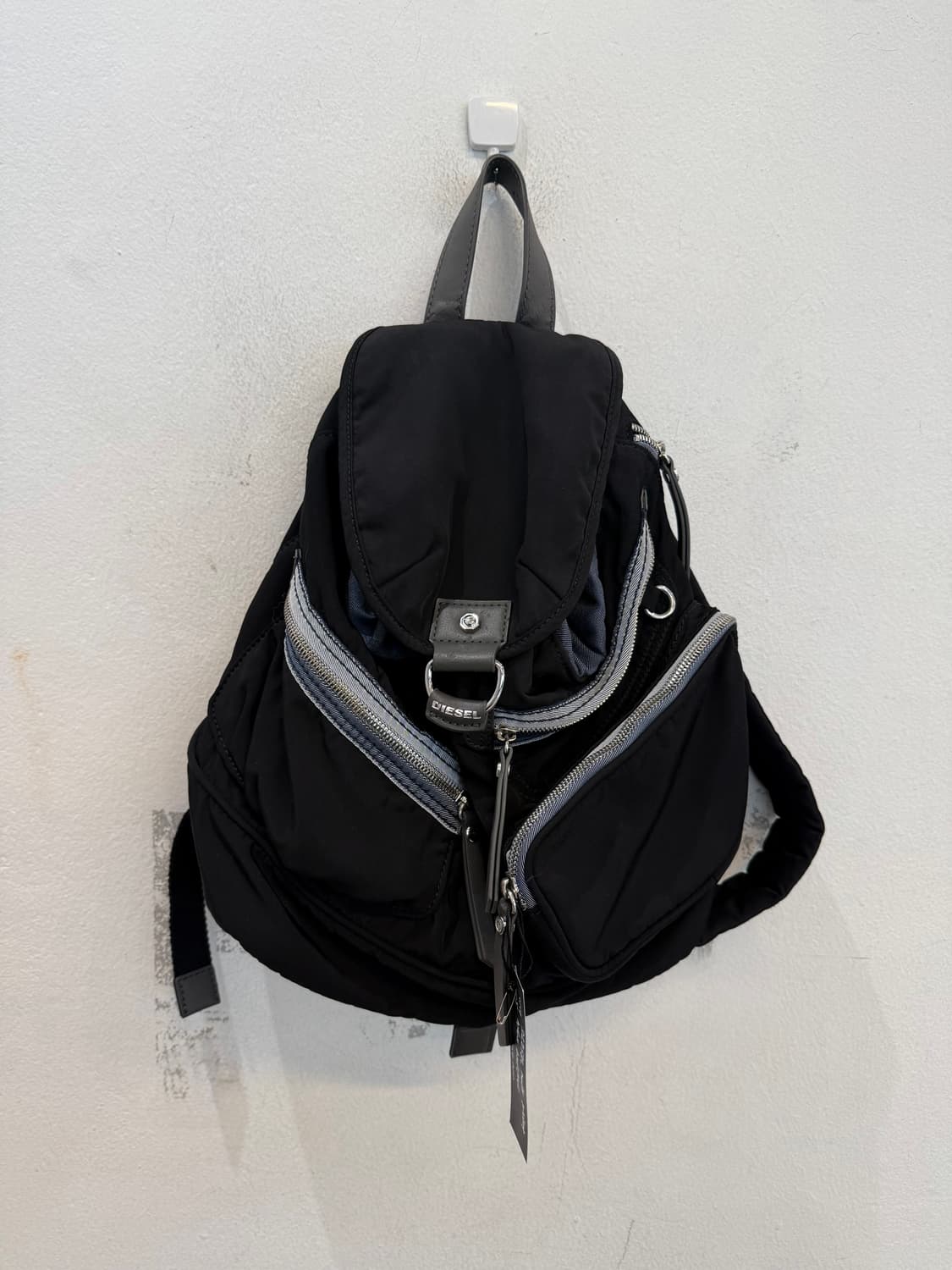 Diesel multi pocket nylon backpack  상품이미지1