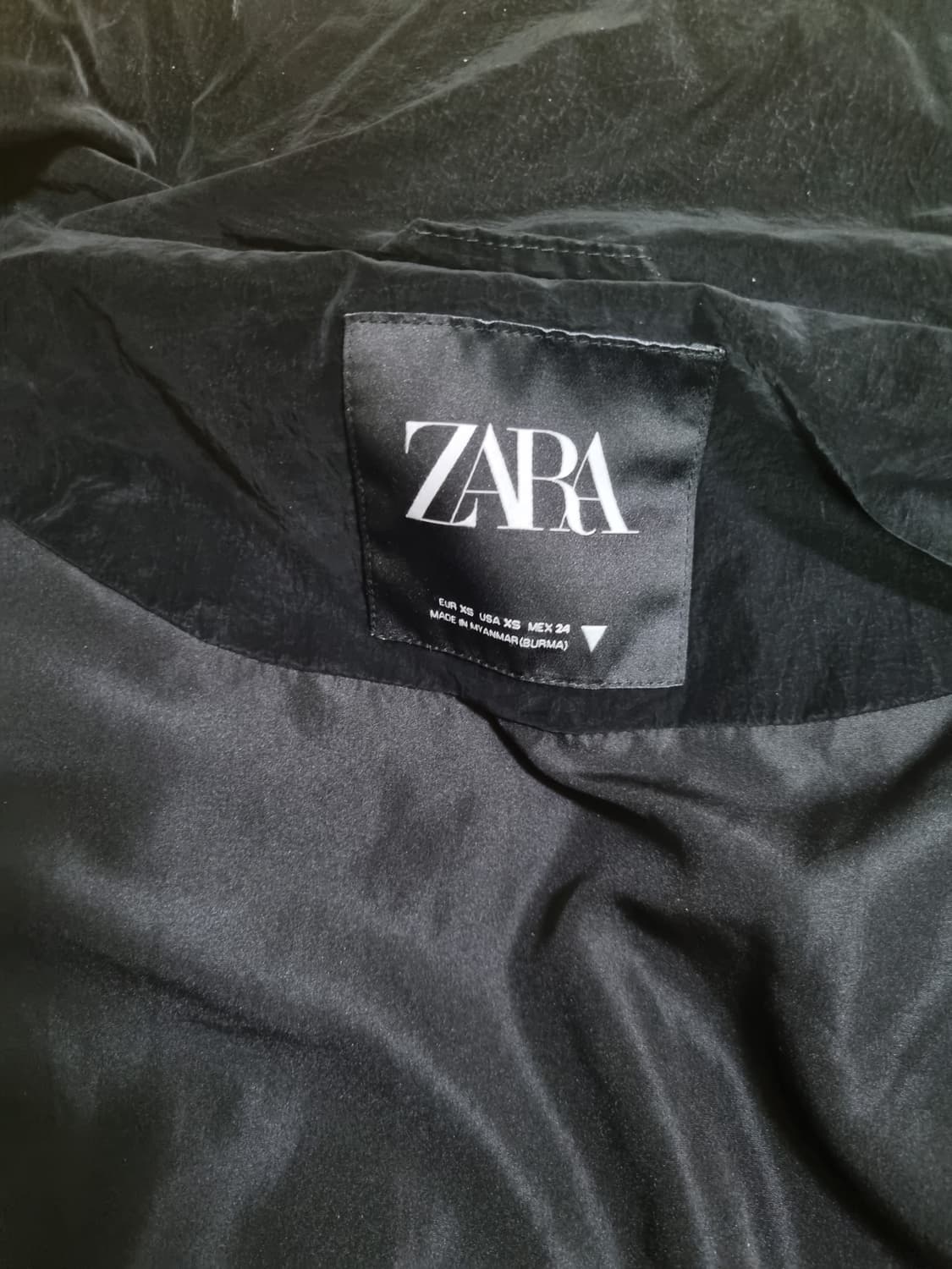 자라 하이넥 패딩 상품이미지2