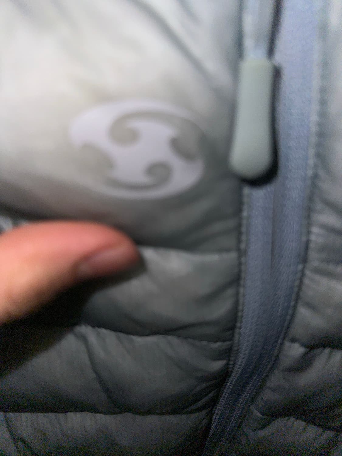 산산기어 경량패딩 스카이블루 23fw 상품이미지4