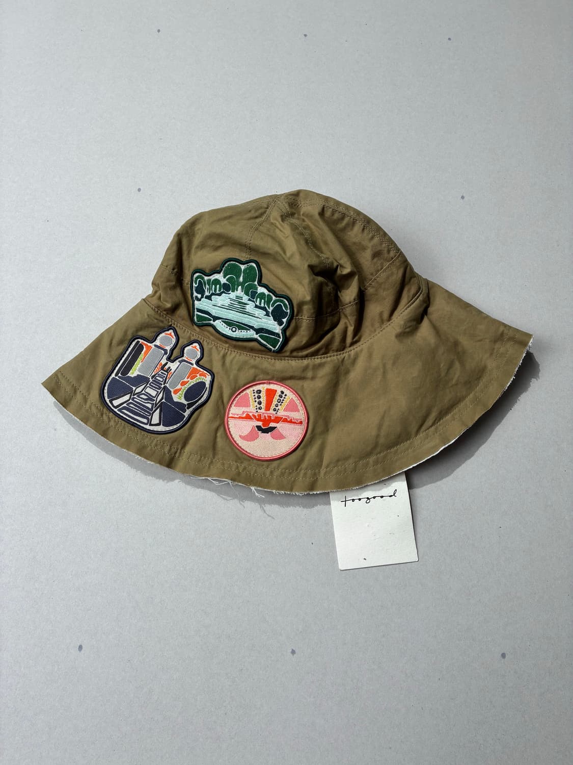 Toogood 투굿 더 플로리스트 버킷 햇 UK 수베니어 뱃지 가든컬러 상품이미지1