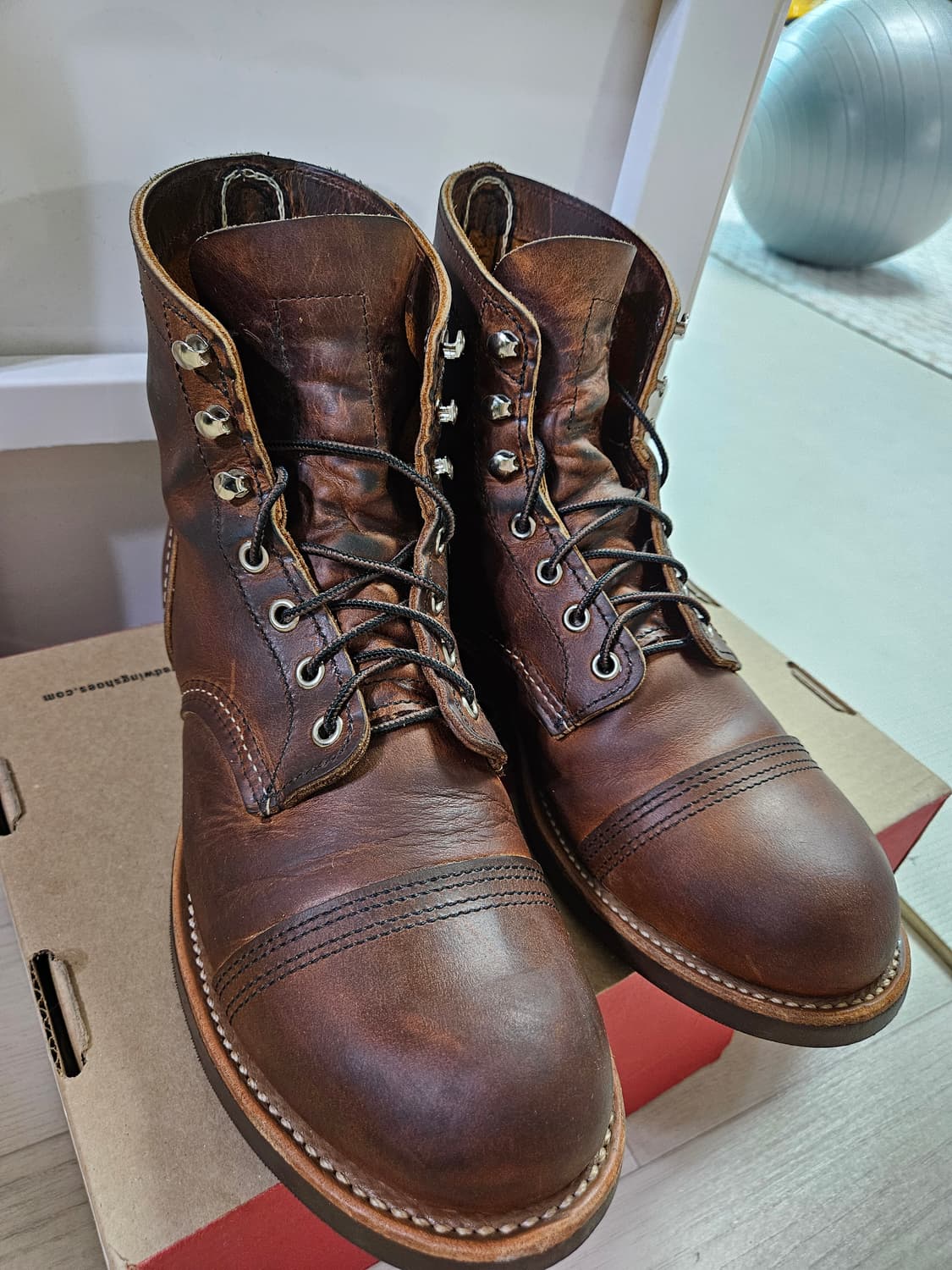 레드윙 270(9d) 아이언레인저 8085 러프앤터프 상품이미지1