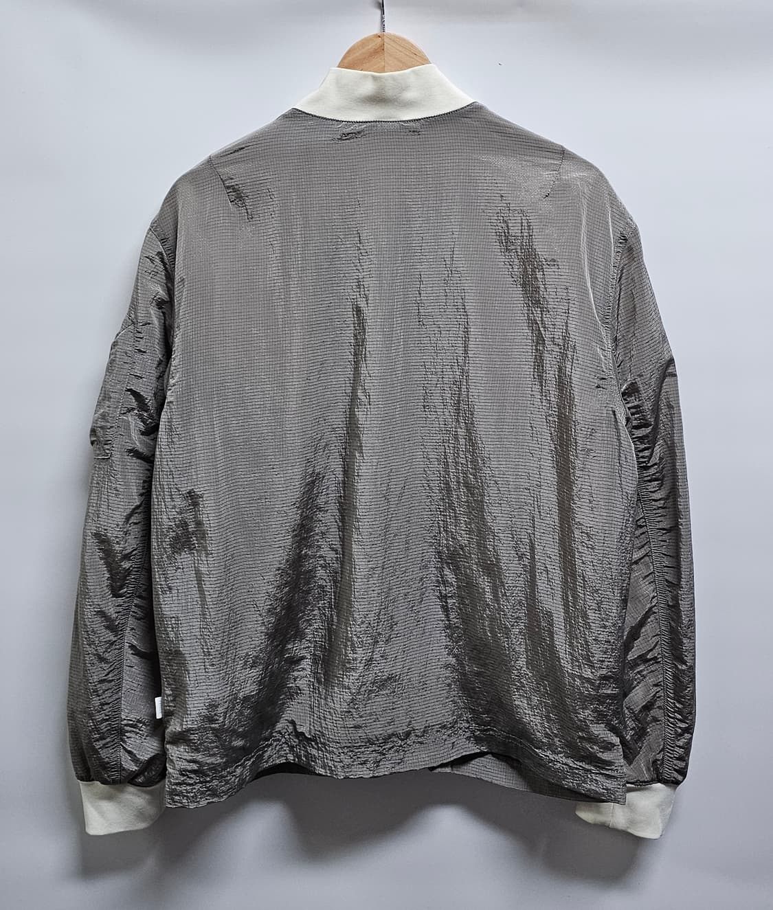 나이키 에센셜 우븐 언라인드 봄버자켓 L 상품이미지2