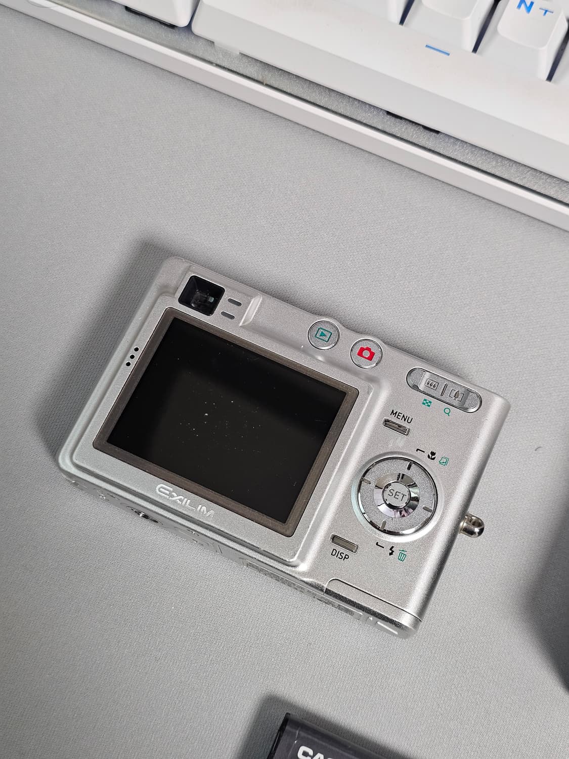 카시오 엑슬림 EX-Z50 르세라핌 사쿠라 디카 상품이미지3