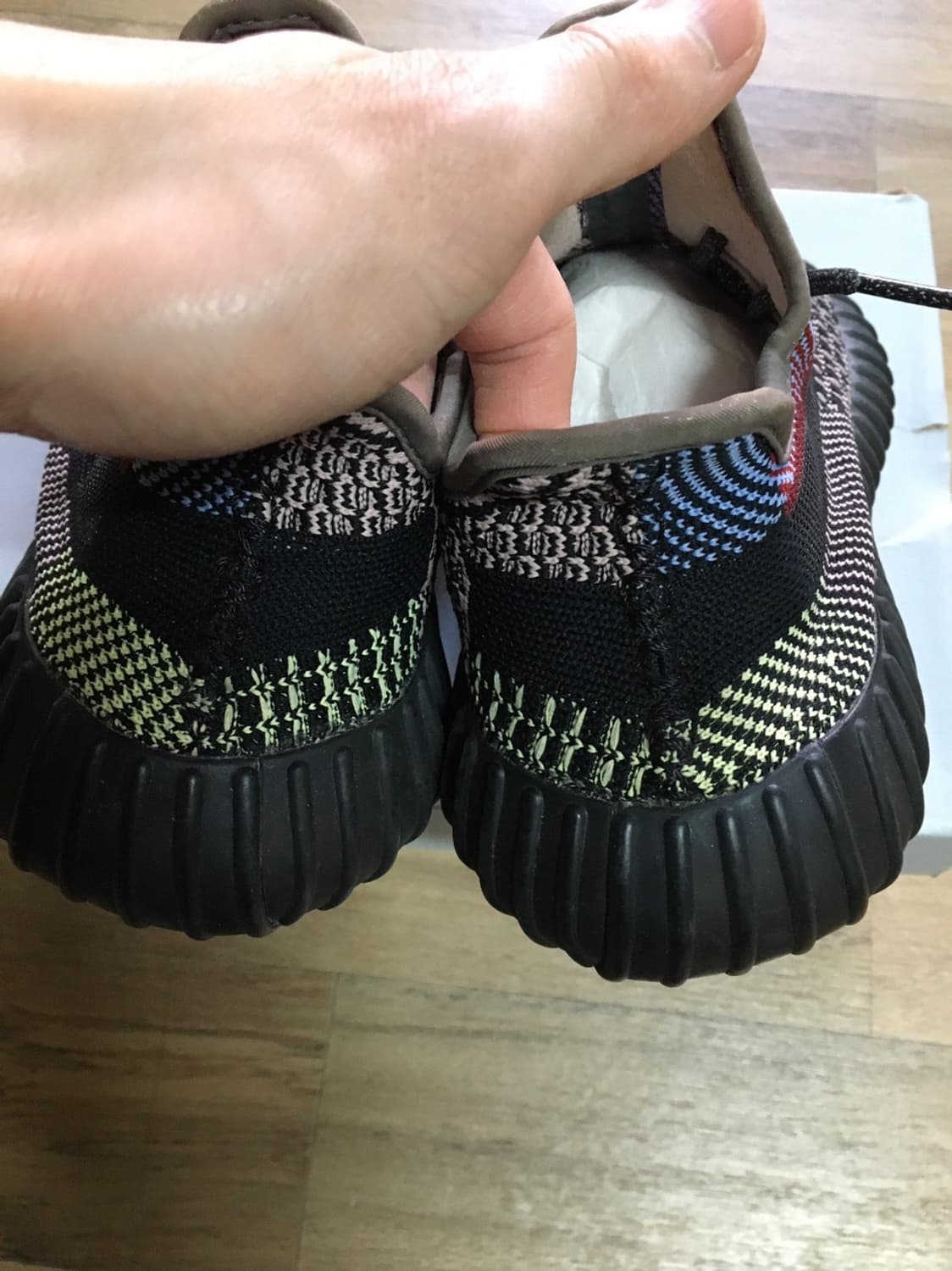 아디다스 이지부스트 350 v2 예힐 상품이미지3