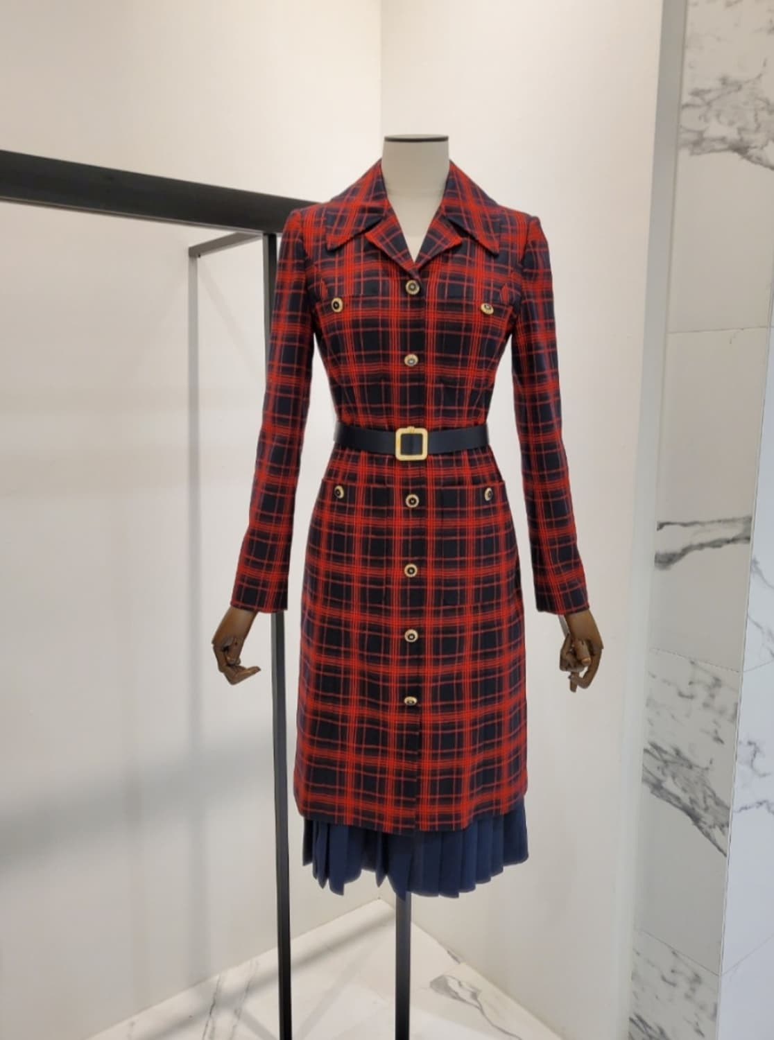 모조에스핀 더블버튼 밑단플리츠 원피스 55사이즈 상품이미지2