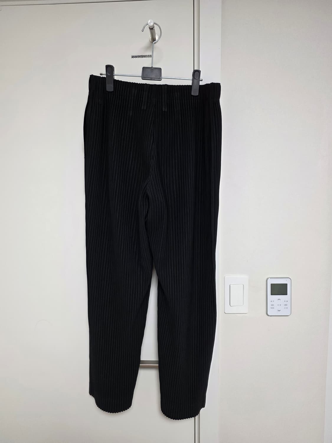 옴므플리세/JF150 스트레이트 팬츠 블랙/2 상품이미지2