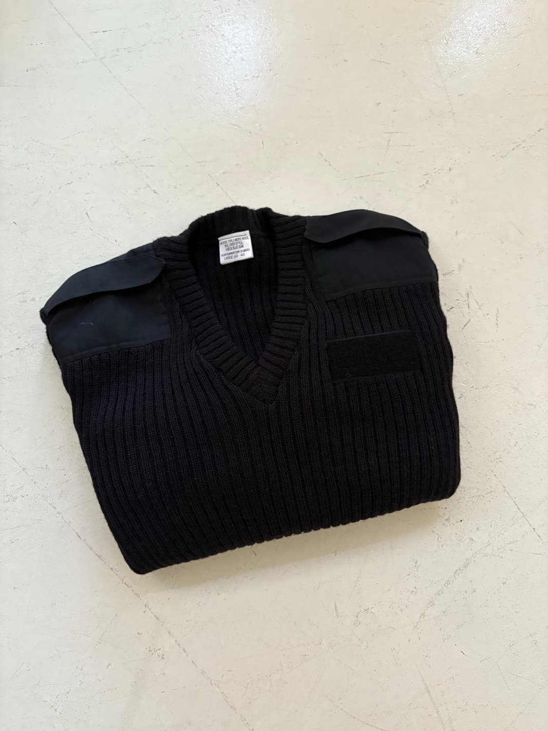 80-90's US NAVY Wool V-Neck Sweater. 상품이미지1