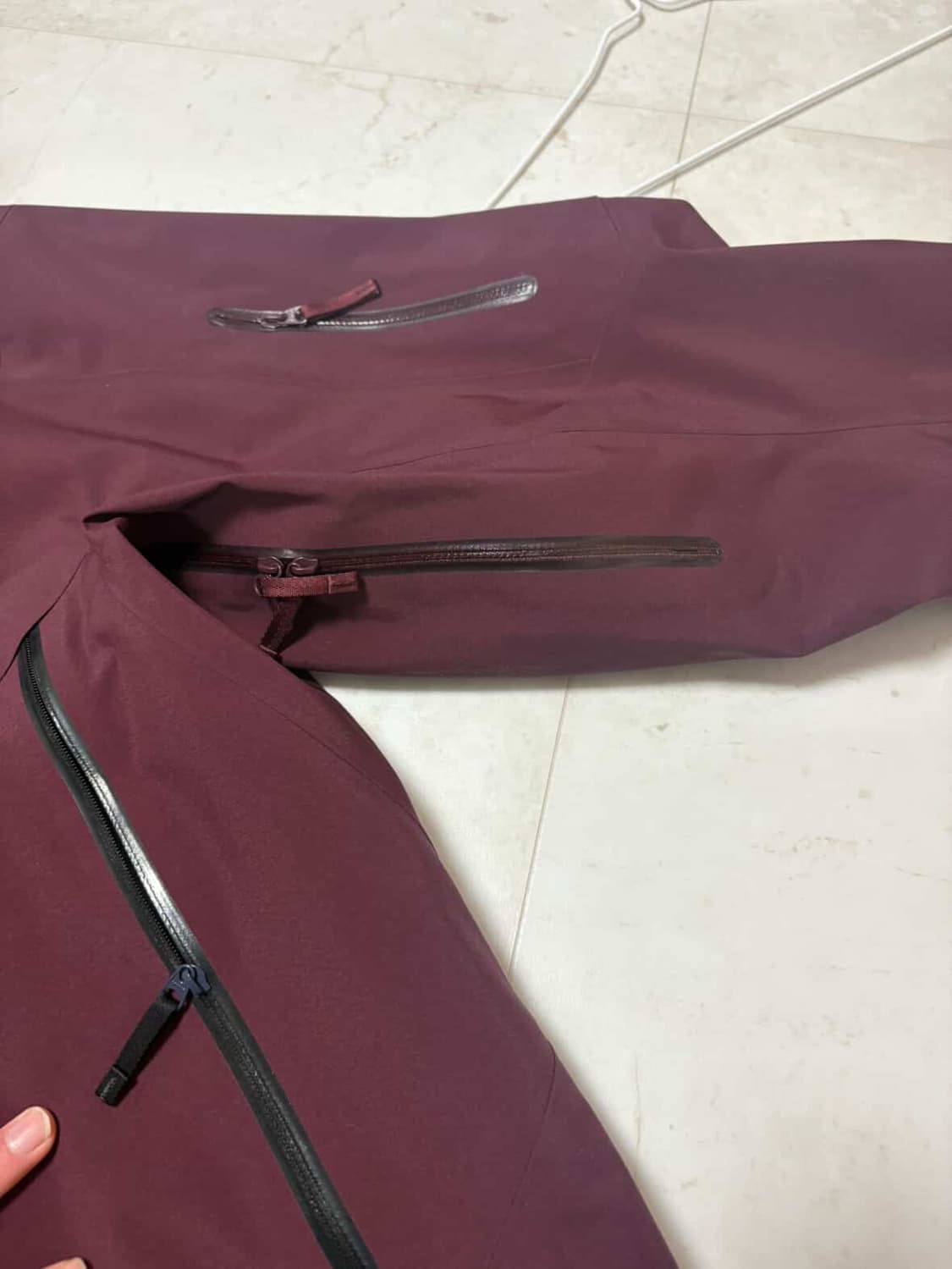 [m] 아크테릭스 고어텍스 스키복 버건디 상품이미지5