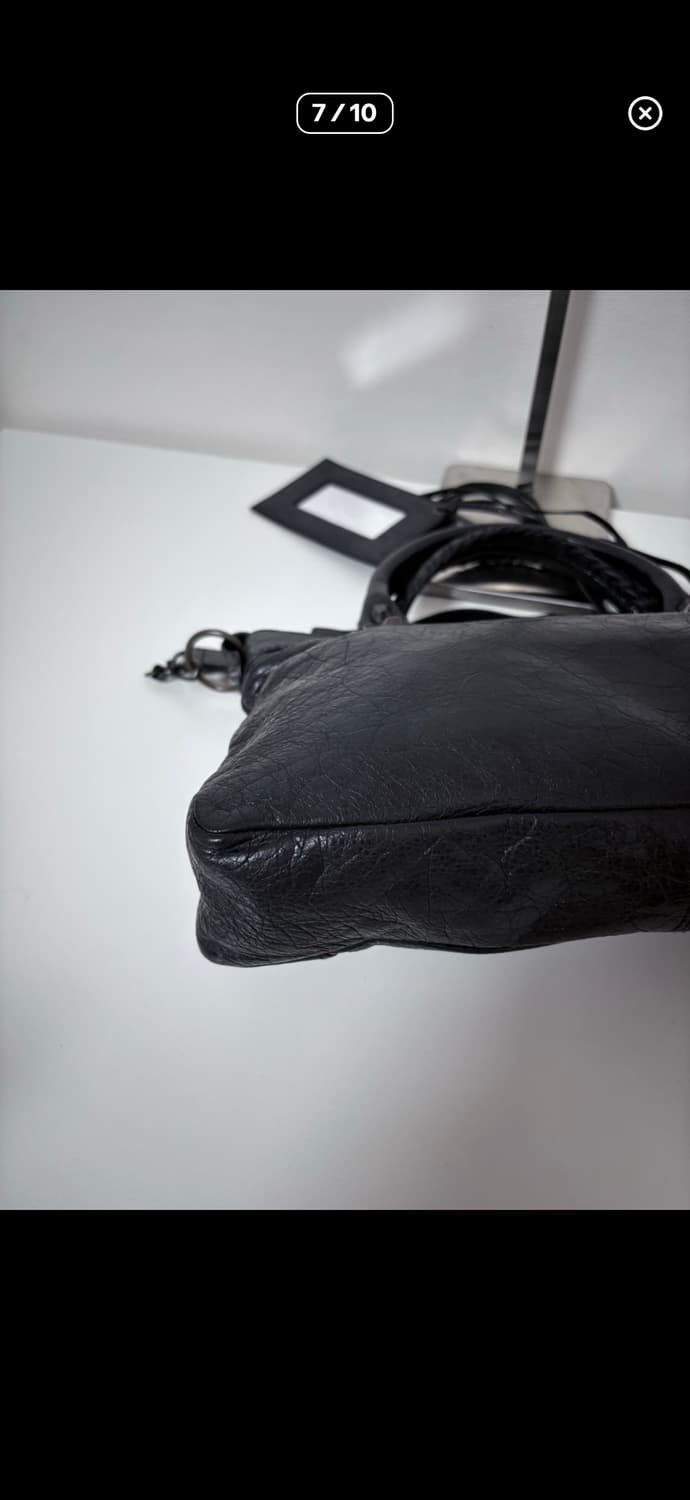 발렌시아가 르시티 퍼스트 모터백 상품이미지7