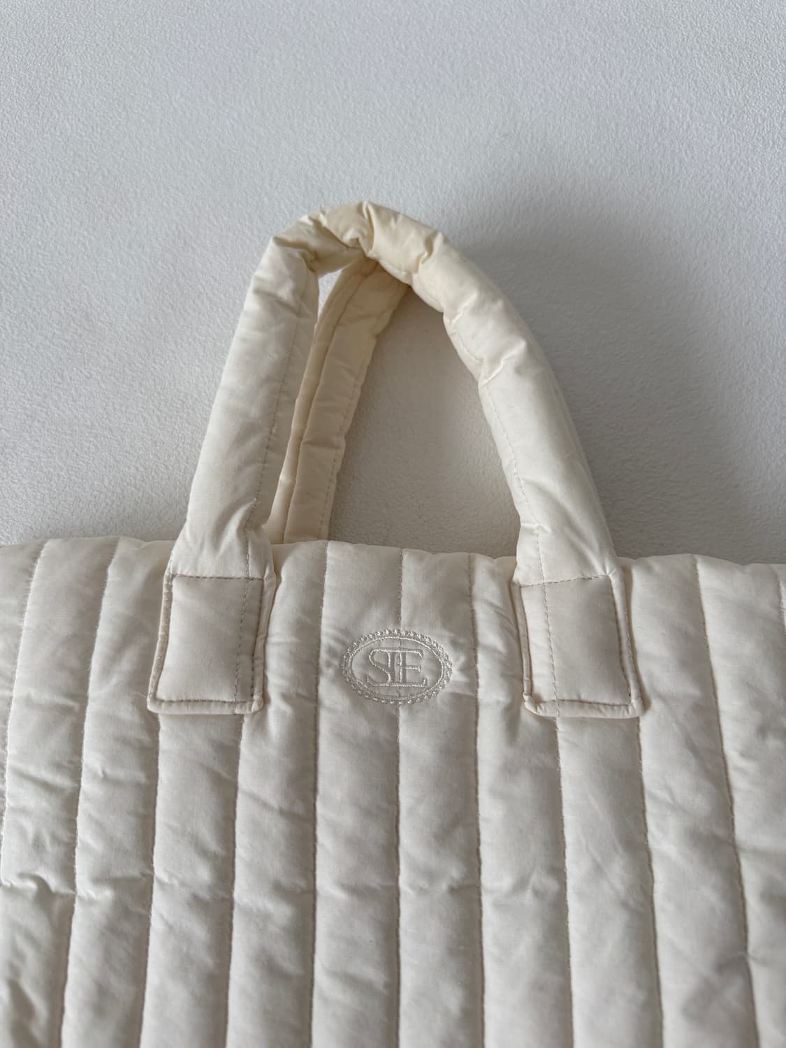 씨엔느(sienne) 패딩 토트백  상품이미지3