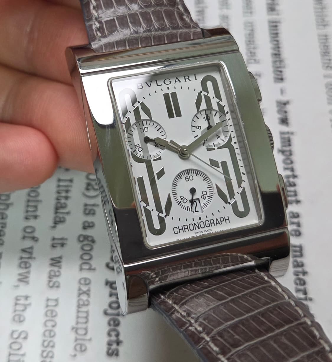 레어] 불가리 렉탕골로 화이트판 사각탱크 크로노그래프 라지스틸 쿼츠  상품이미지10