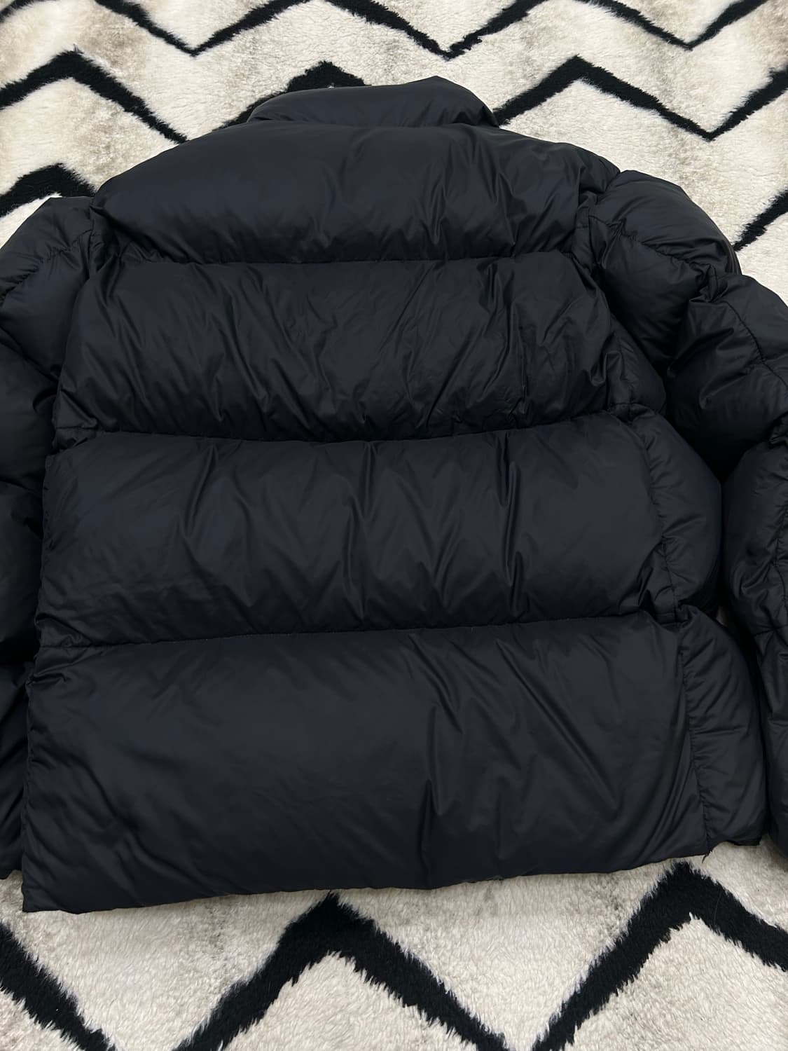 [L]탑텐 리얼라이트 숏 패딩/블랙 상품이미지4