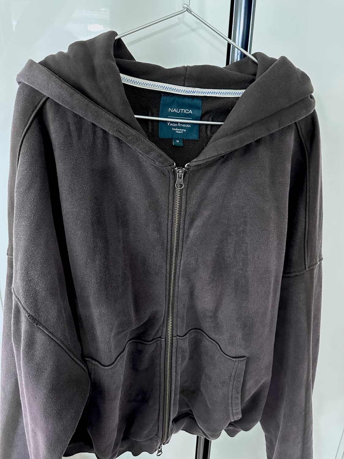 노티카 언더마이카 데미지드 후드집업 상품이미지3