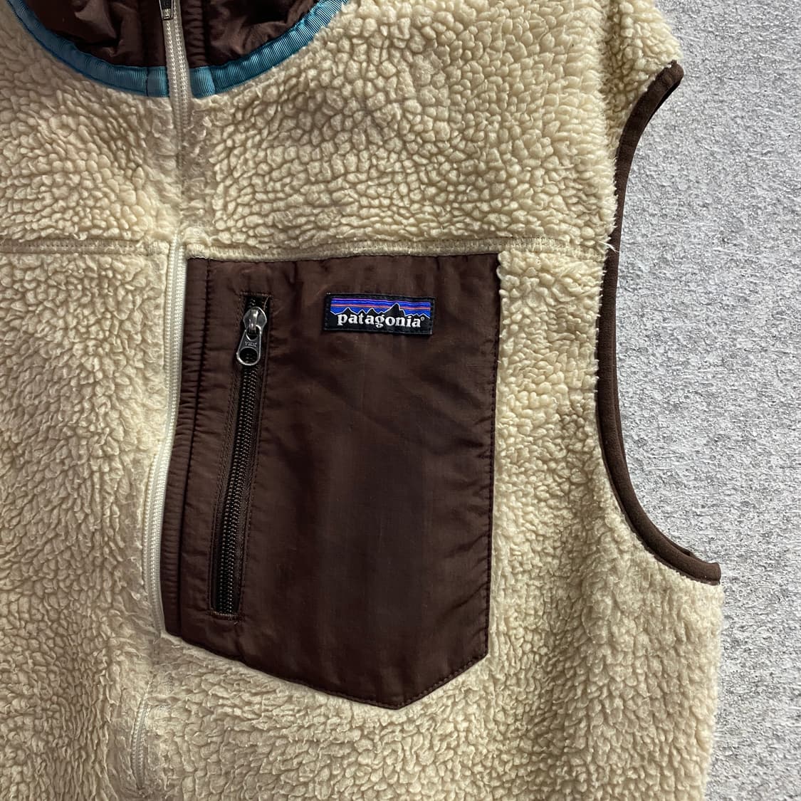 파타고니아 베이지 플리스 베스트 B3130 상품이미지3