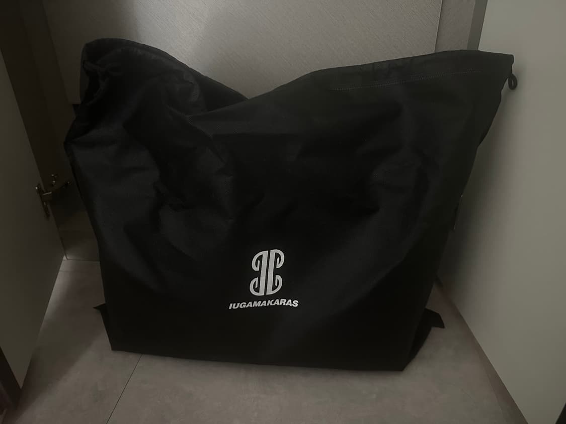 이우가마카라스 Big Studded Shopper Bag 상품이미지3