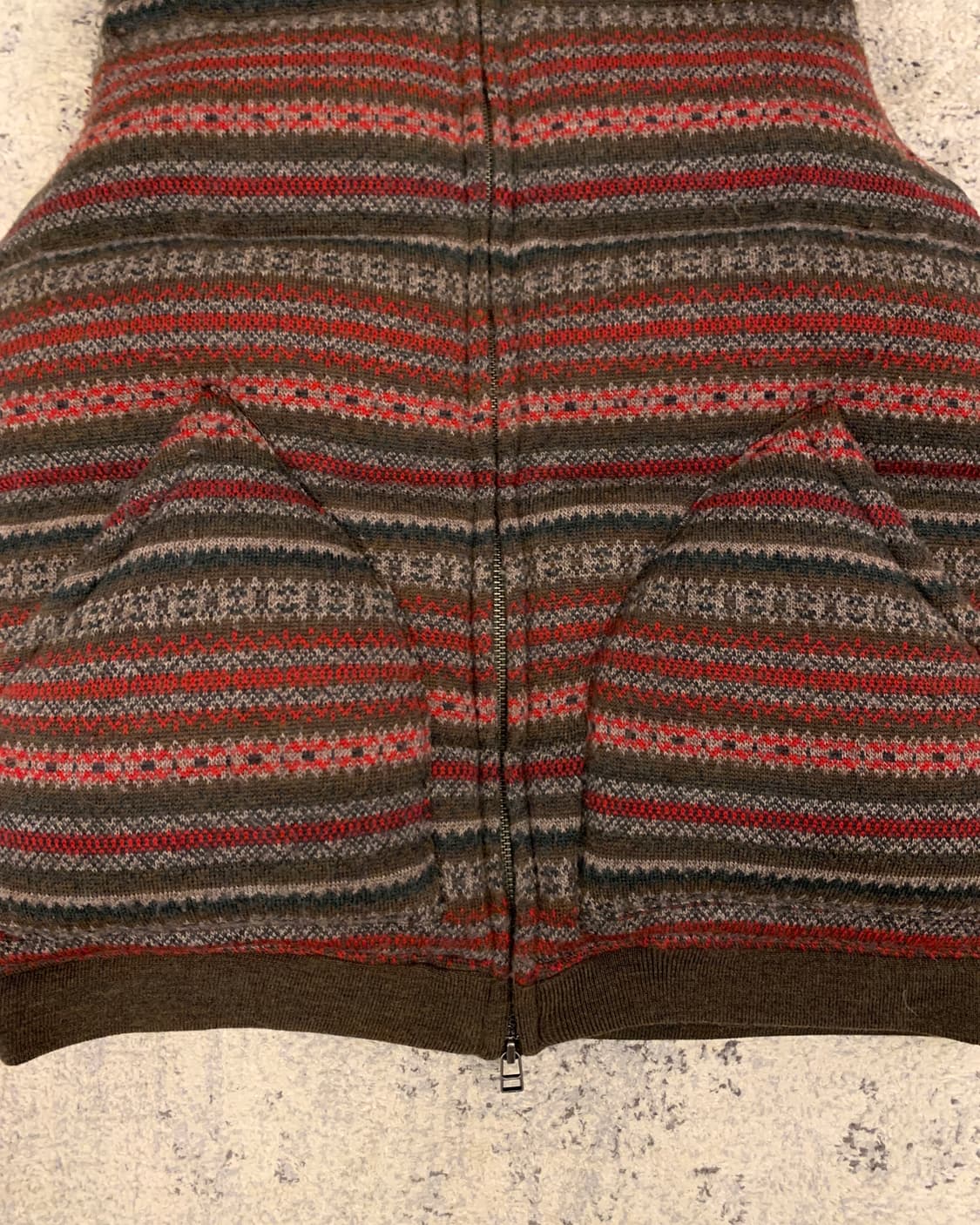 화이트 마운티니어링 에스닉 니트 다운 베스트 상품이미지5