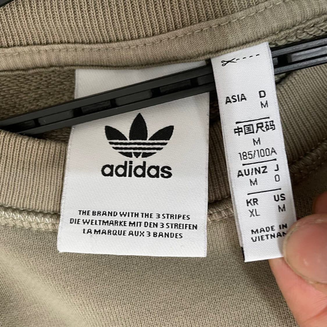 아디다스. 박스핏. 라운드맨투맨 5246 상품이미지6