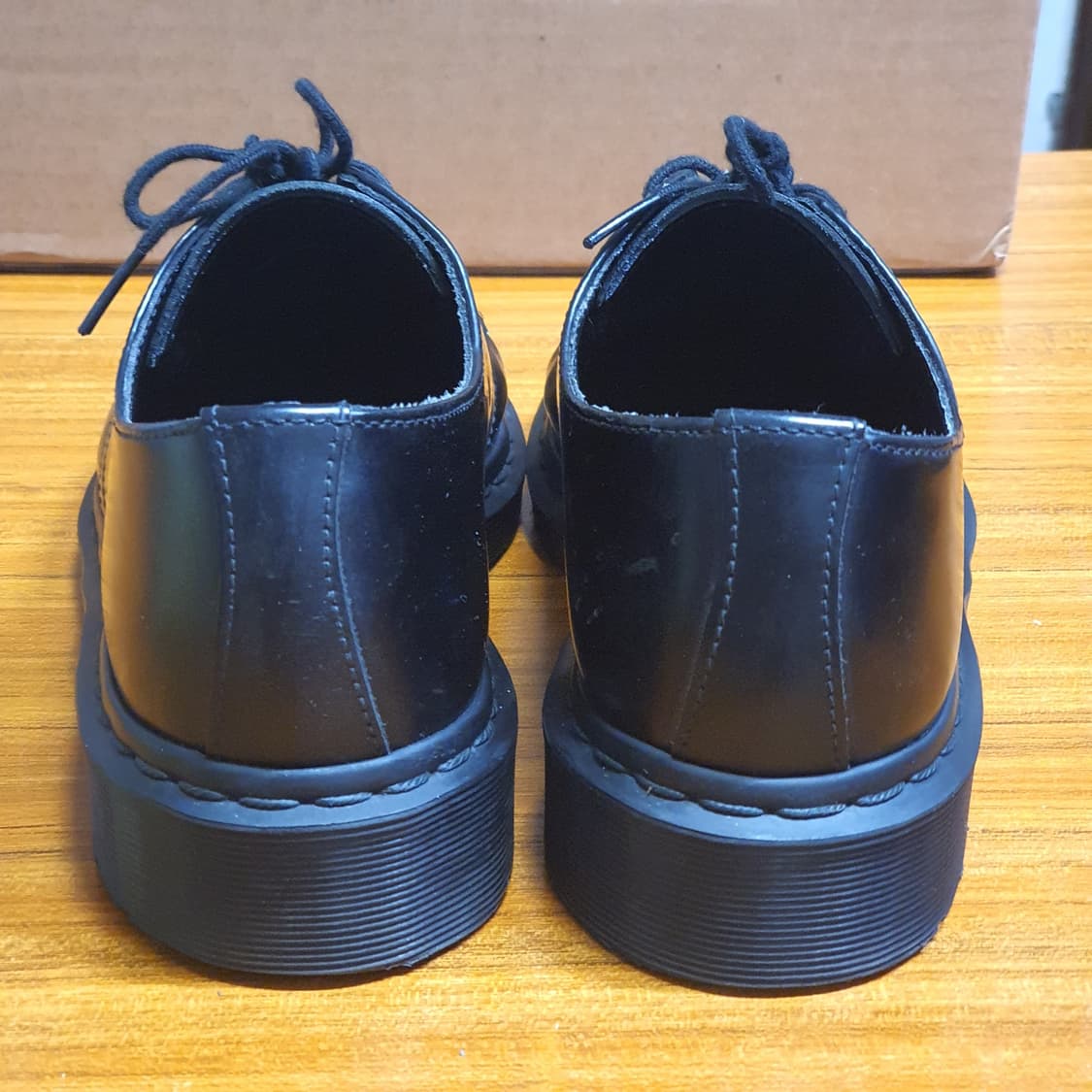 닥터마틴 1461 모노 240 상품이미지4