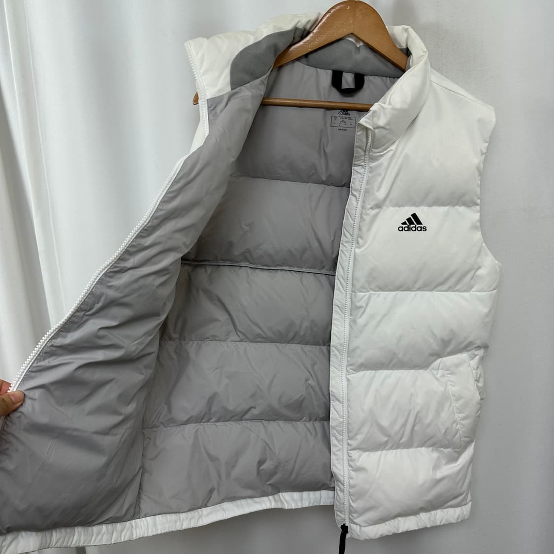아디다스 공용 패딩조끼 화이트 오리털 XL 상품이미지6