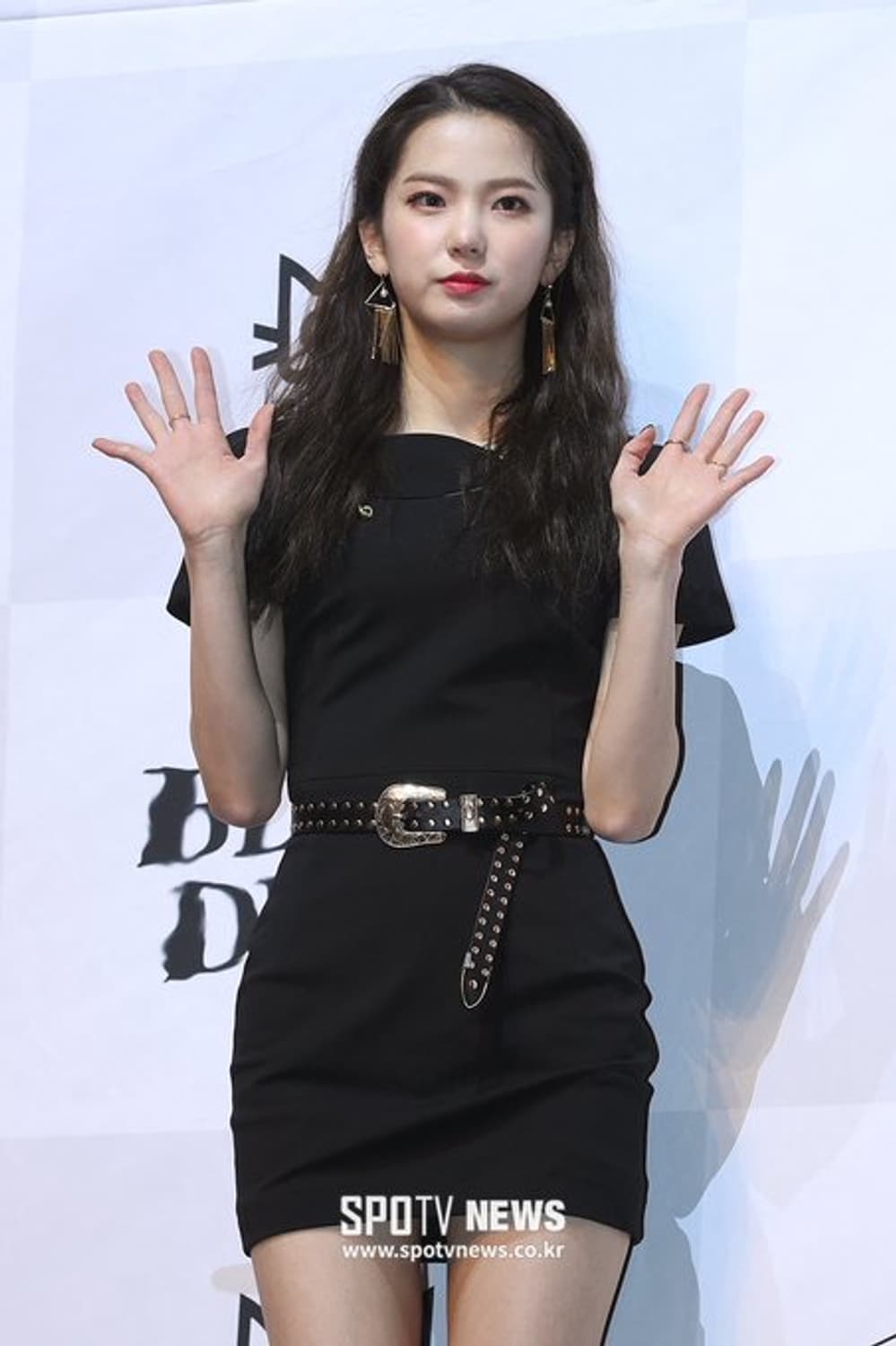 VERUS VERSACE 블랙 슬릿 드레스 상품이미지2