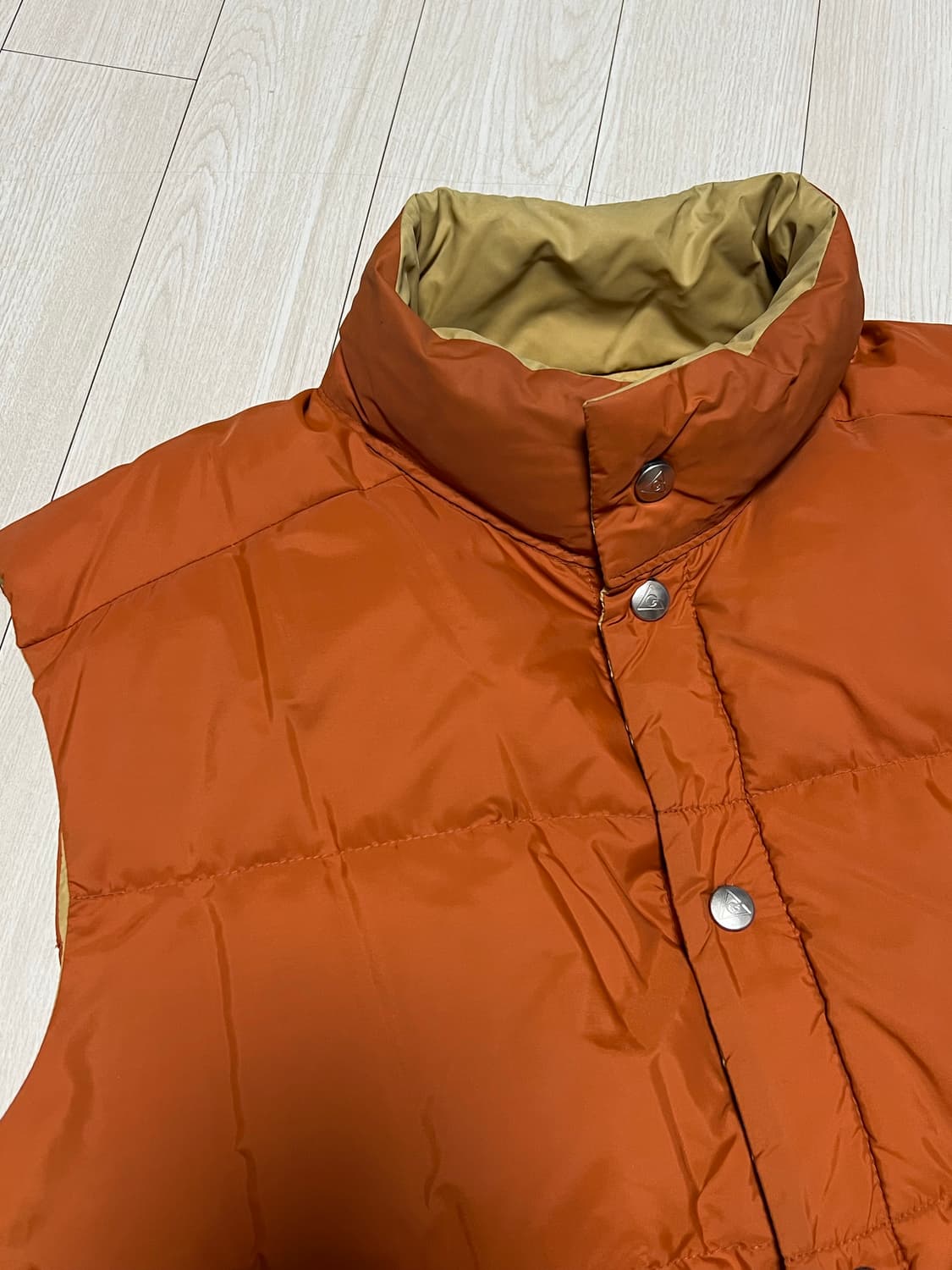 마운틴 이큅먼트 브라운 리버시블패딩베스트 L사이즈추정 상품이미지3